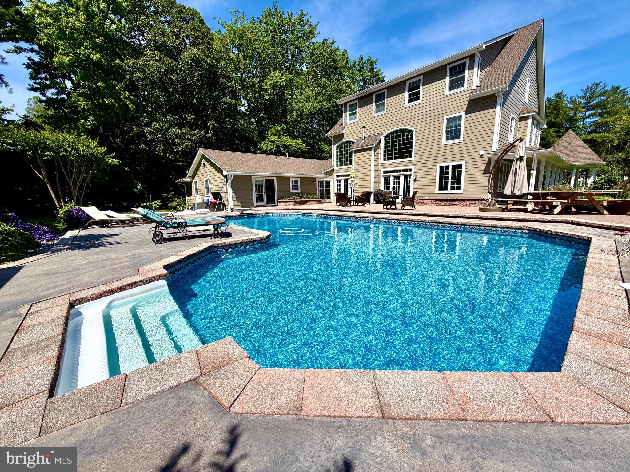 BALDWIN ESTATES - Residential