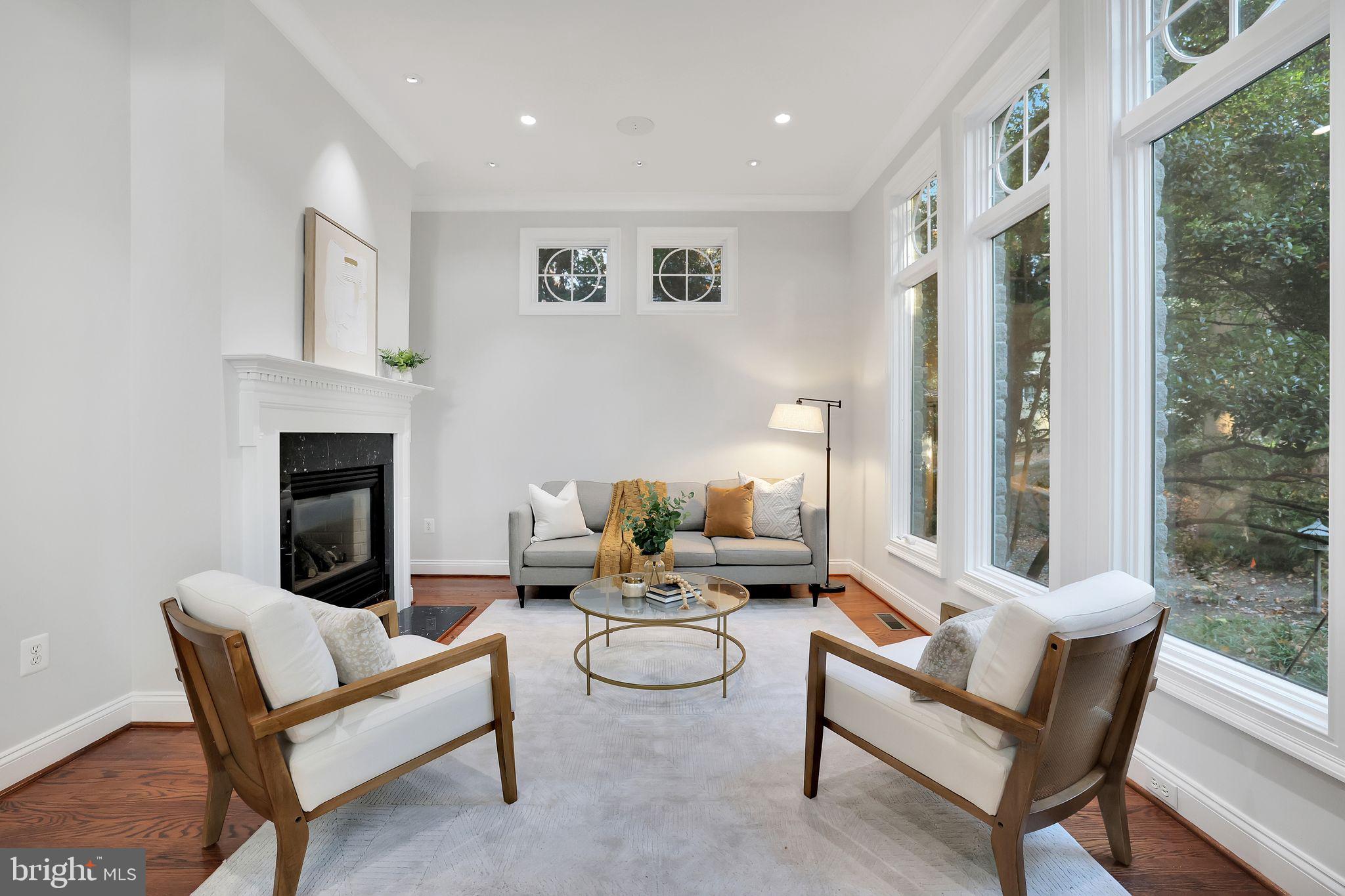 ARLINGWOOD - Residential