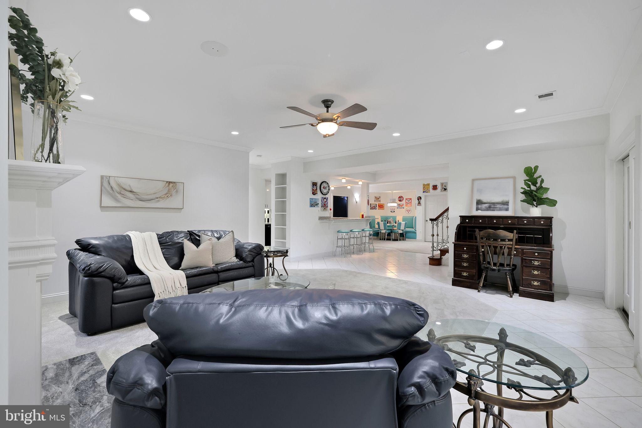 ARLINGWOOD - Residential