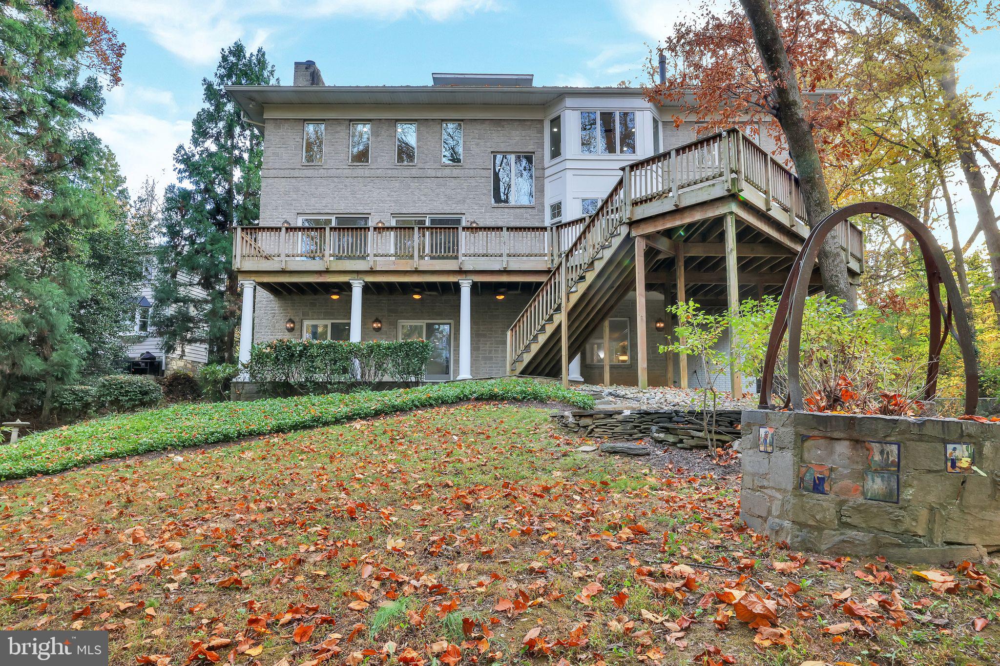 ARLINGWOOD - Residential