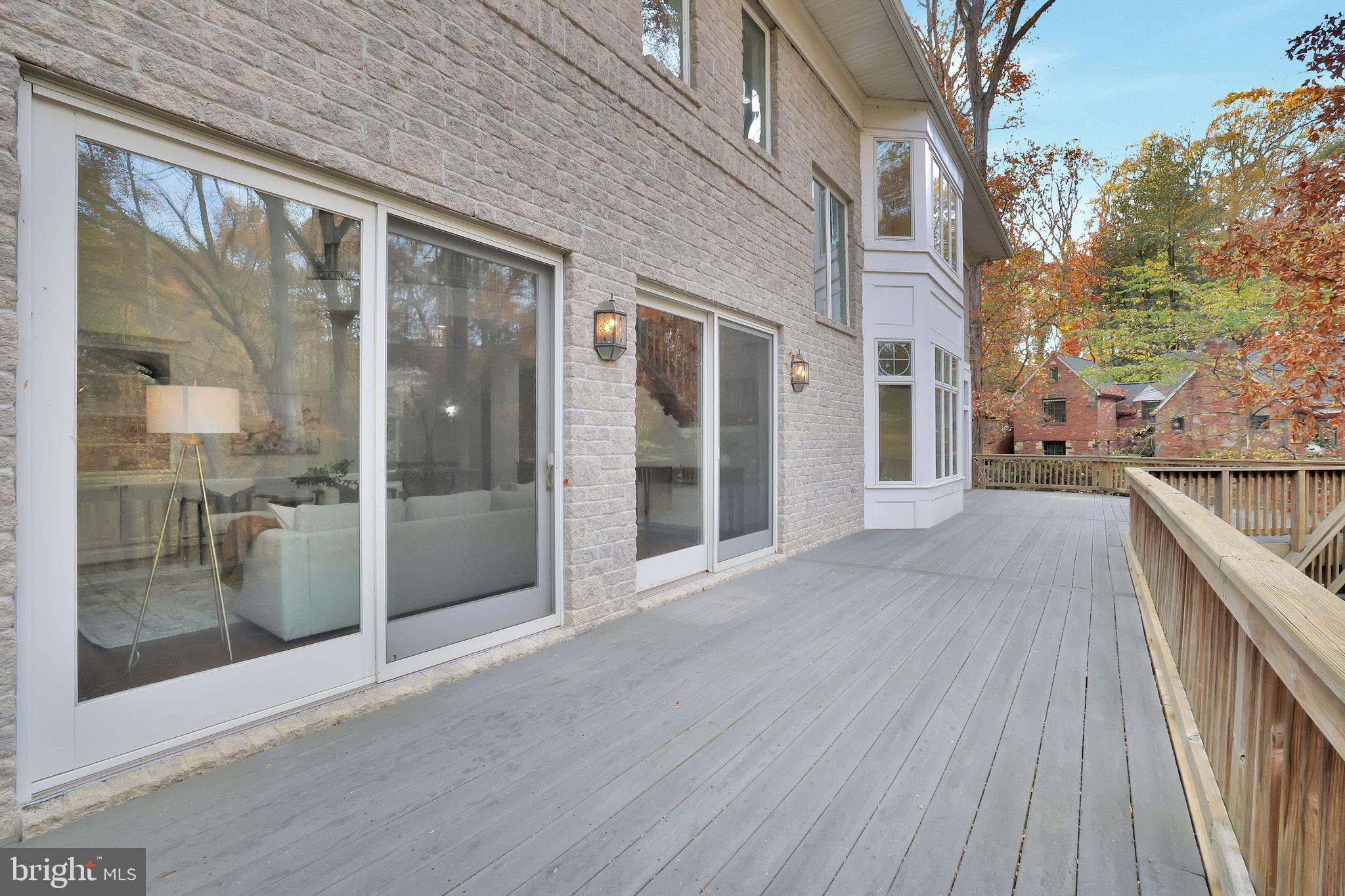 ARLINGWOOD - Residential