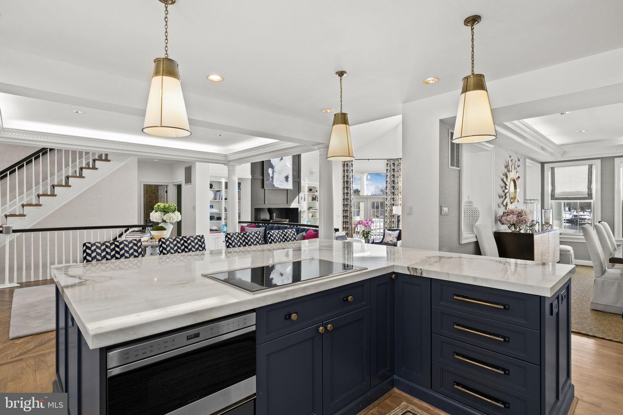 COVENANT COVE - Residential