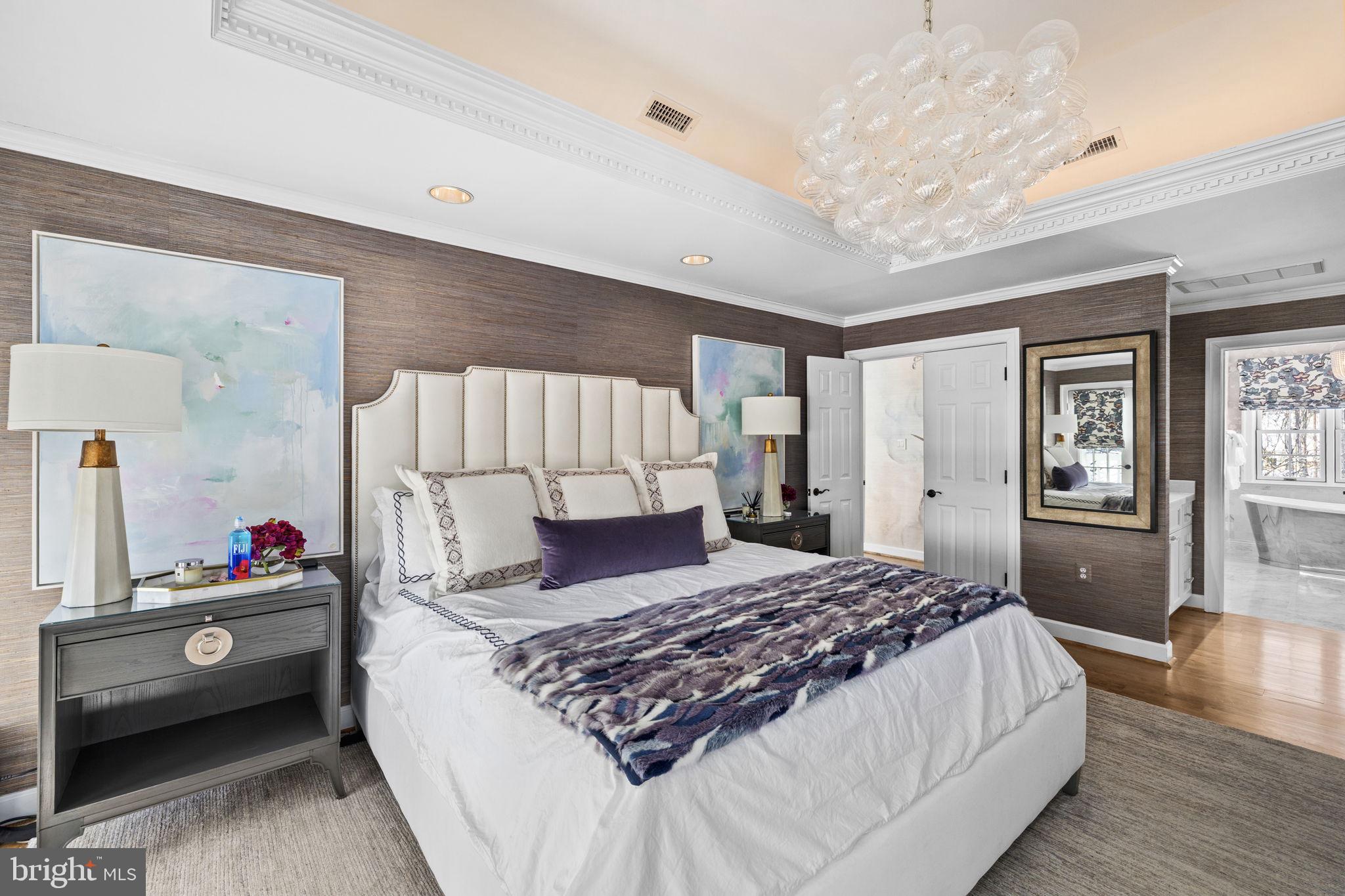 COVENANT COVE - Residential