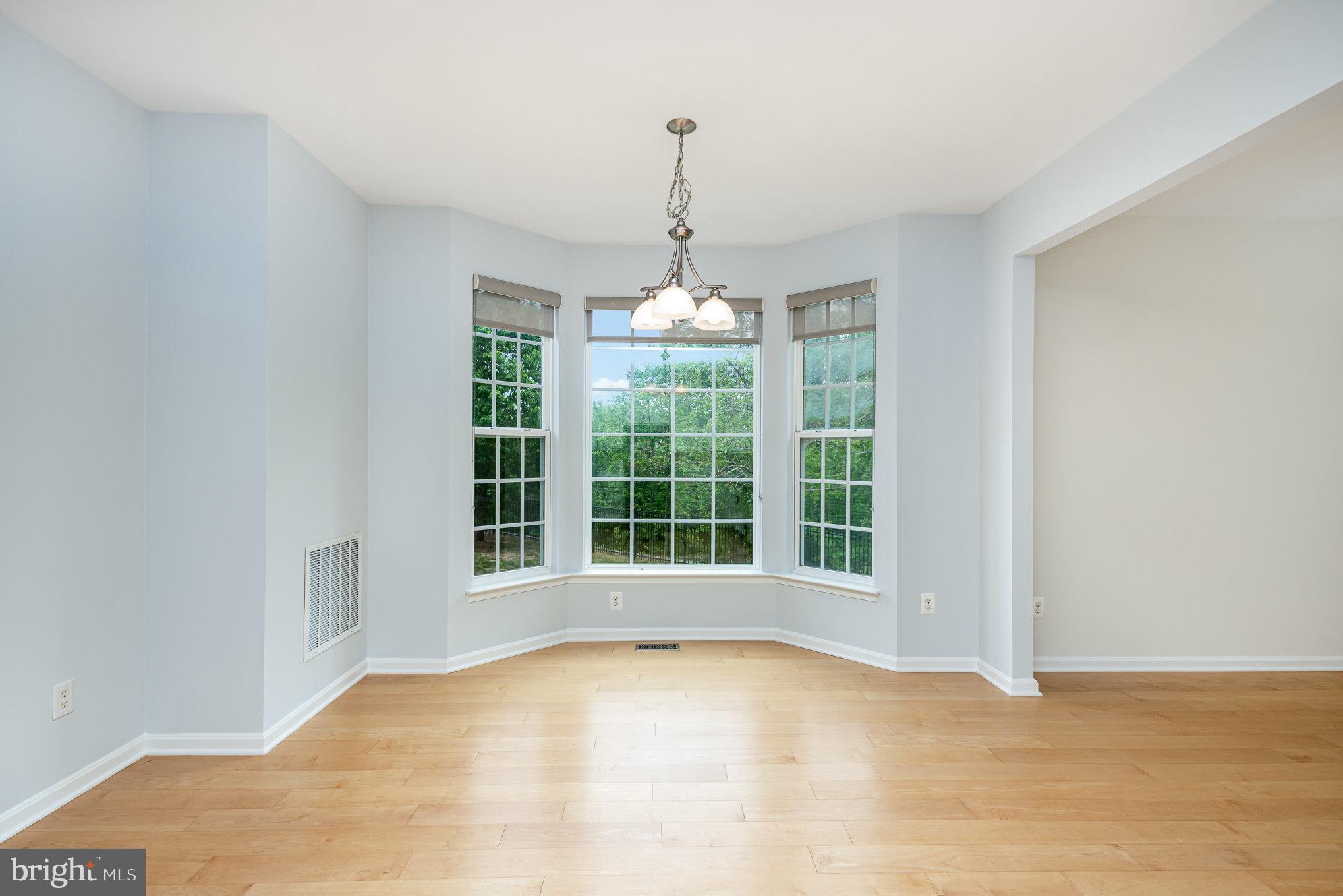 SUMMIT RIDGE - Residential Lease