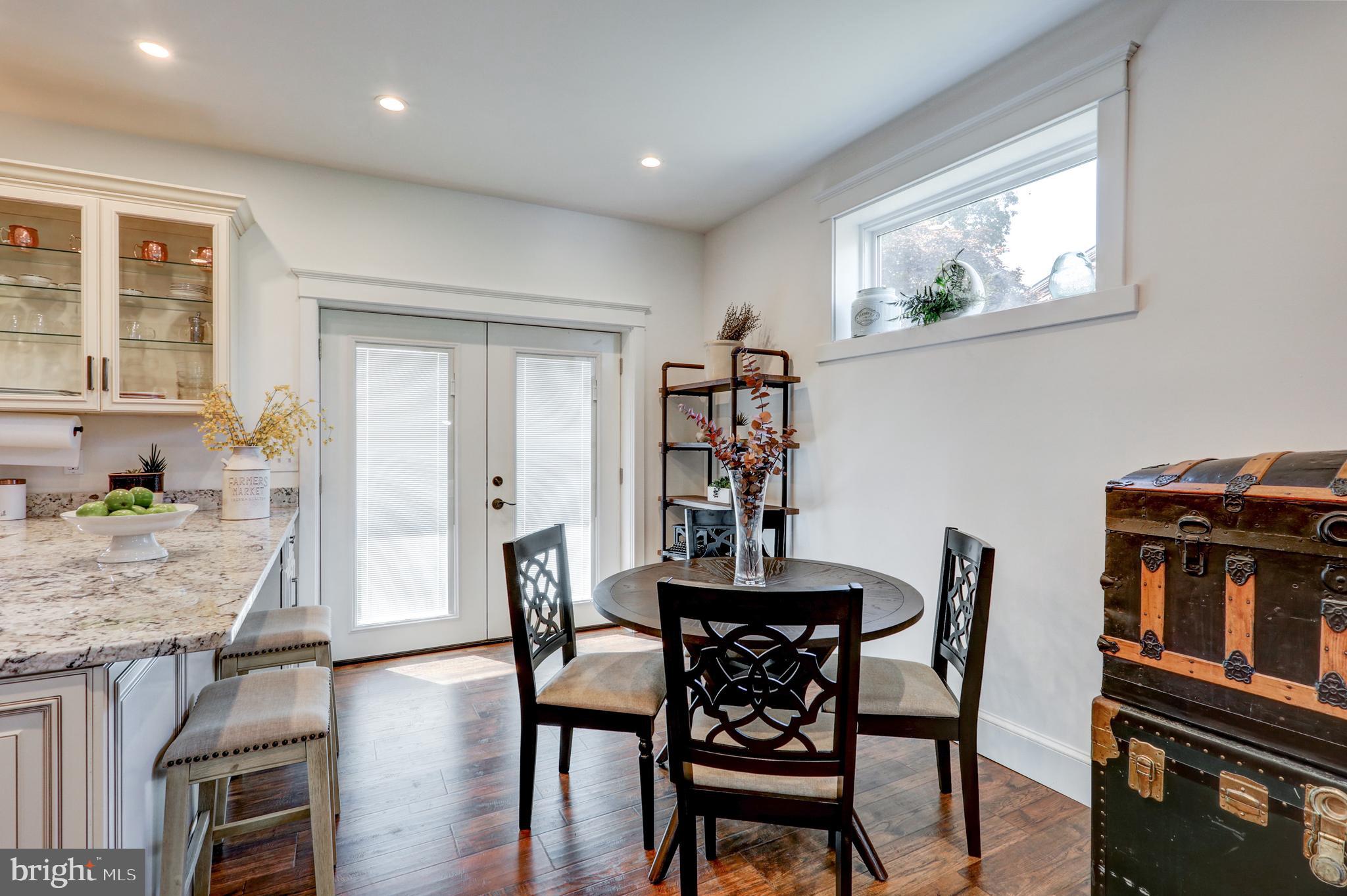 LANCASTER - Residential Lease
