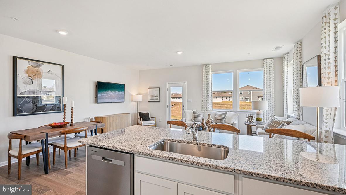 HERITAGE TRACE - Residential