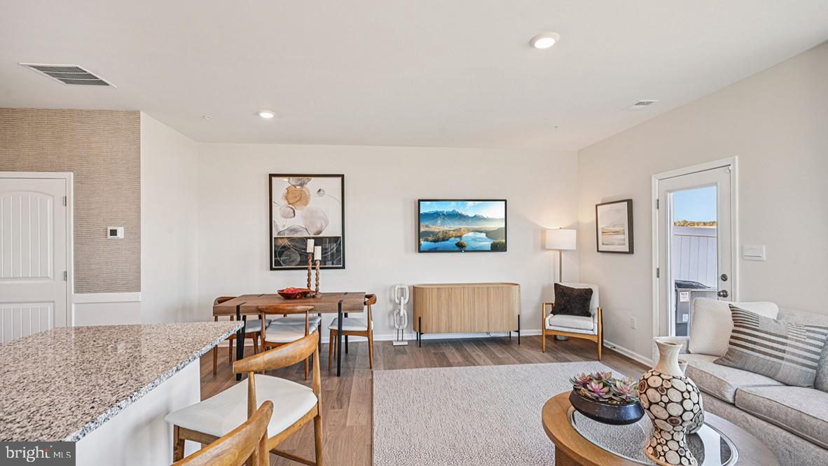 HERITAGE TRACE - Residential
