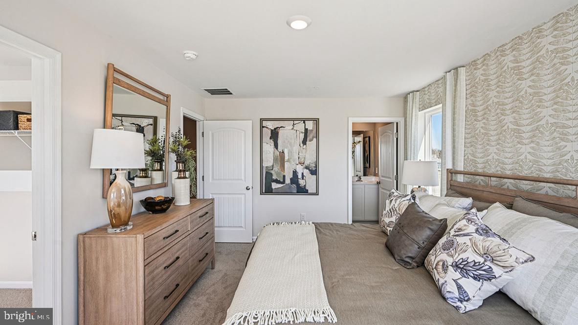 HERITAGE TRACE - Residential