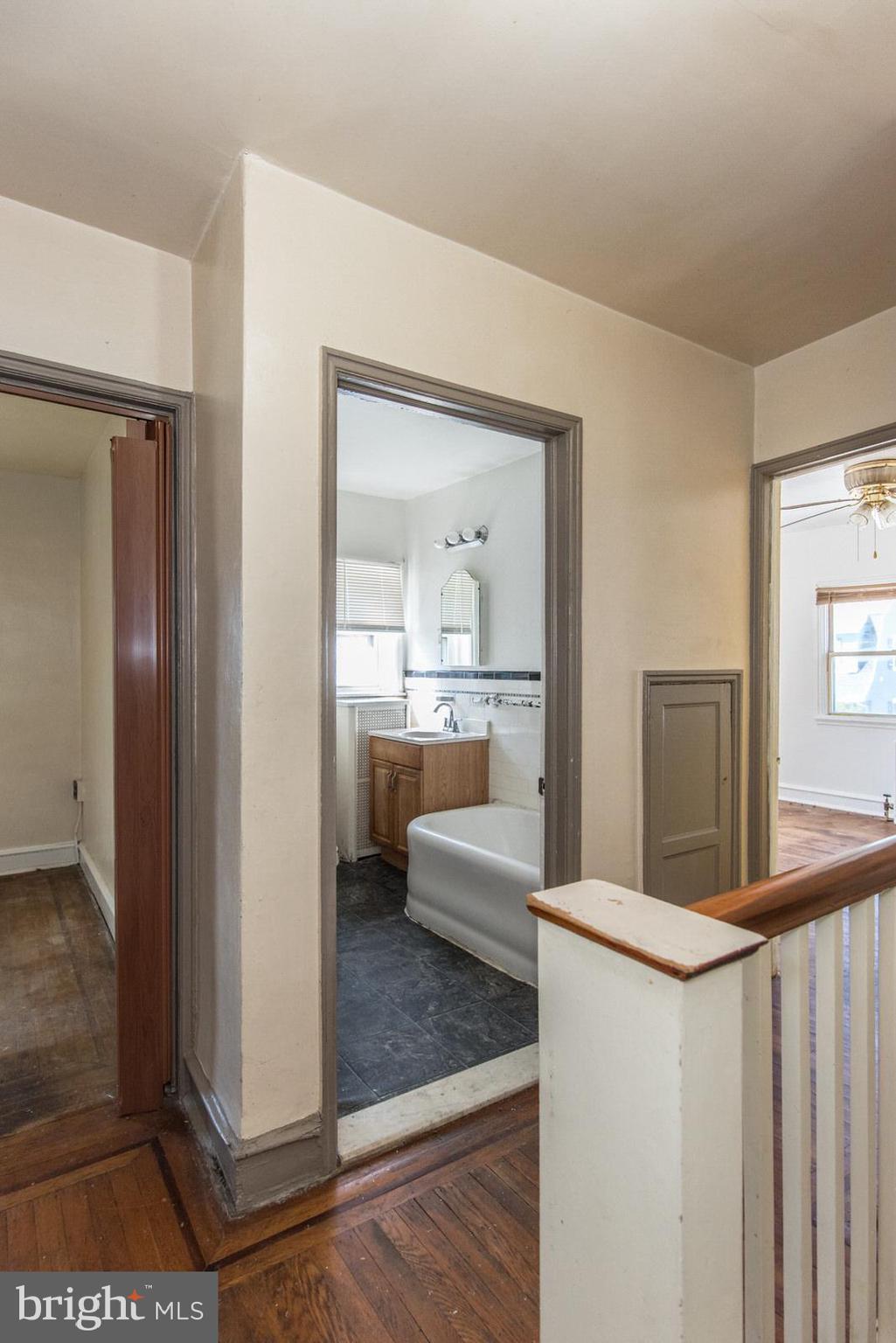 WEST OAK LANE - Residential