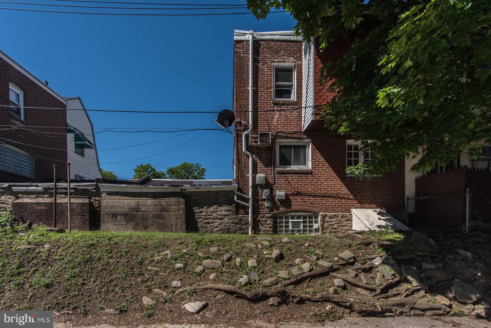 WEST OAK LANE - Residential