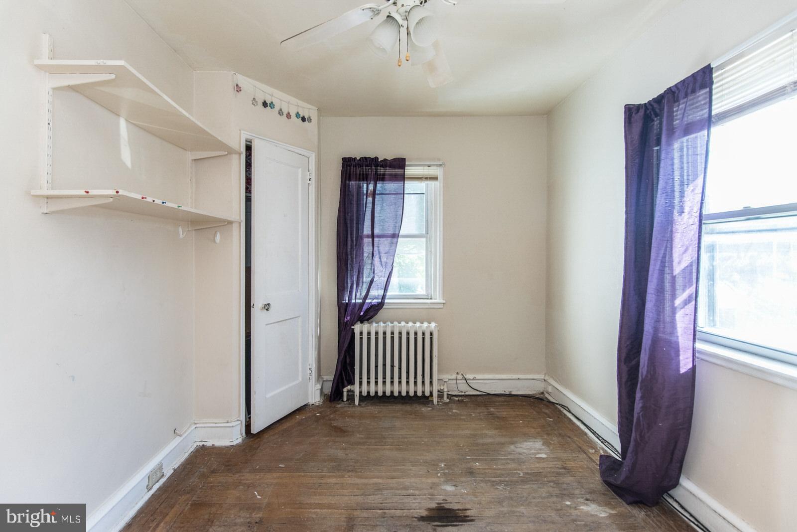 WEST OAK LANE - Residential