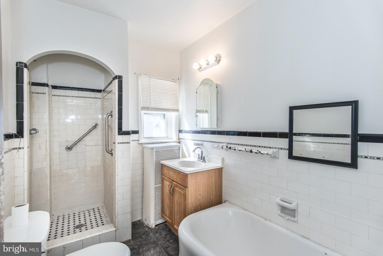 WEST OAK LANE - Residential