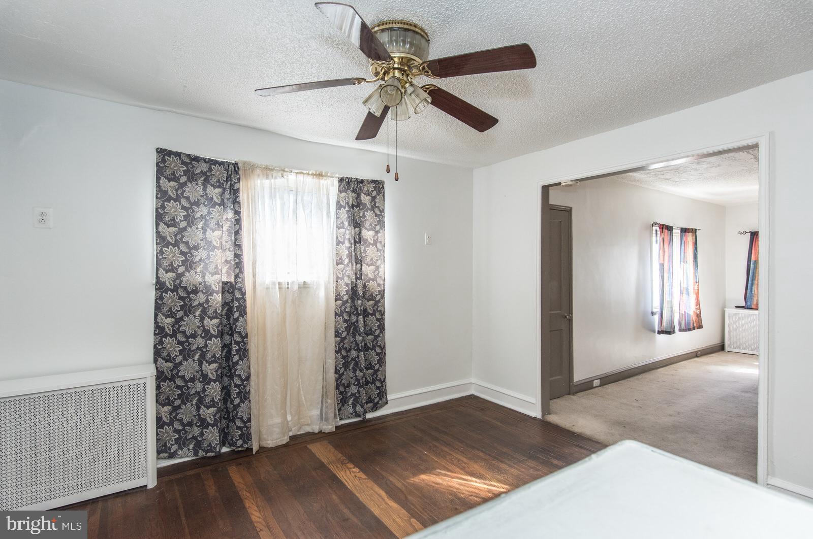 WEST OAK LANE - Residential