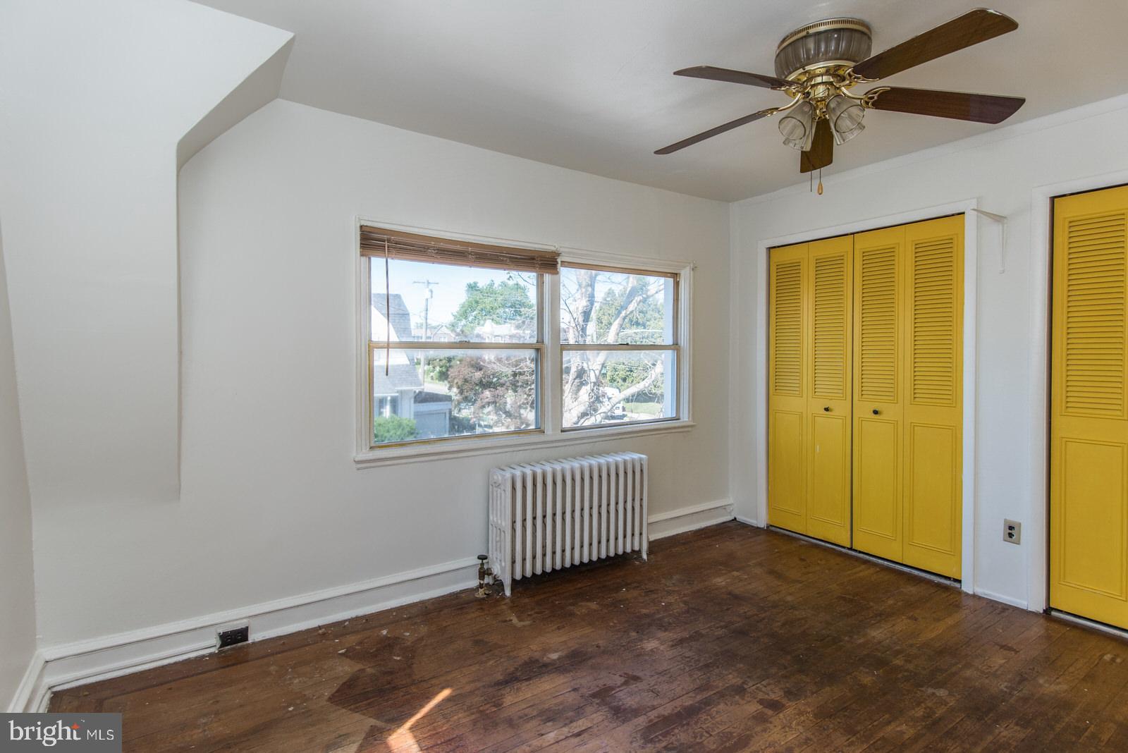 WEST OAK LANE - Residential