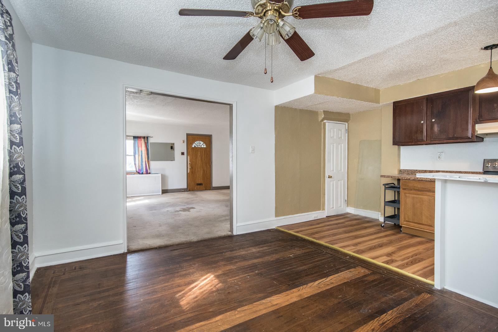 WEST OAK LANE - Residential