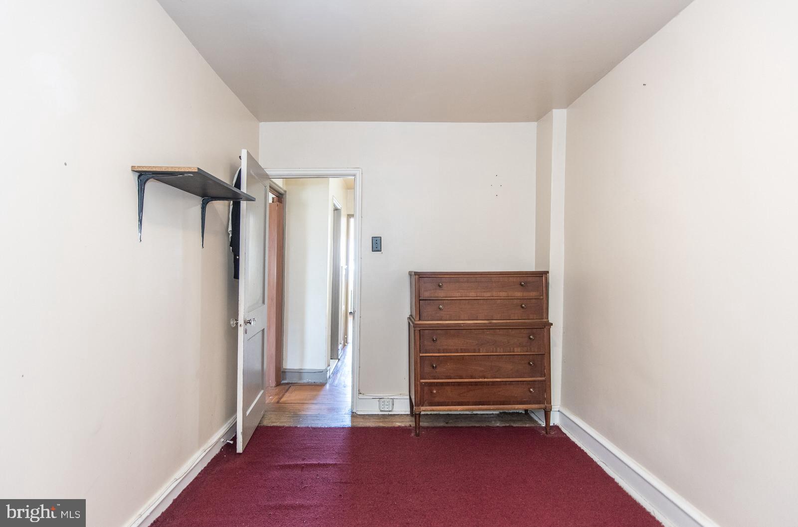 WEST OAK LANE - Residential