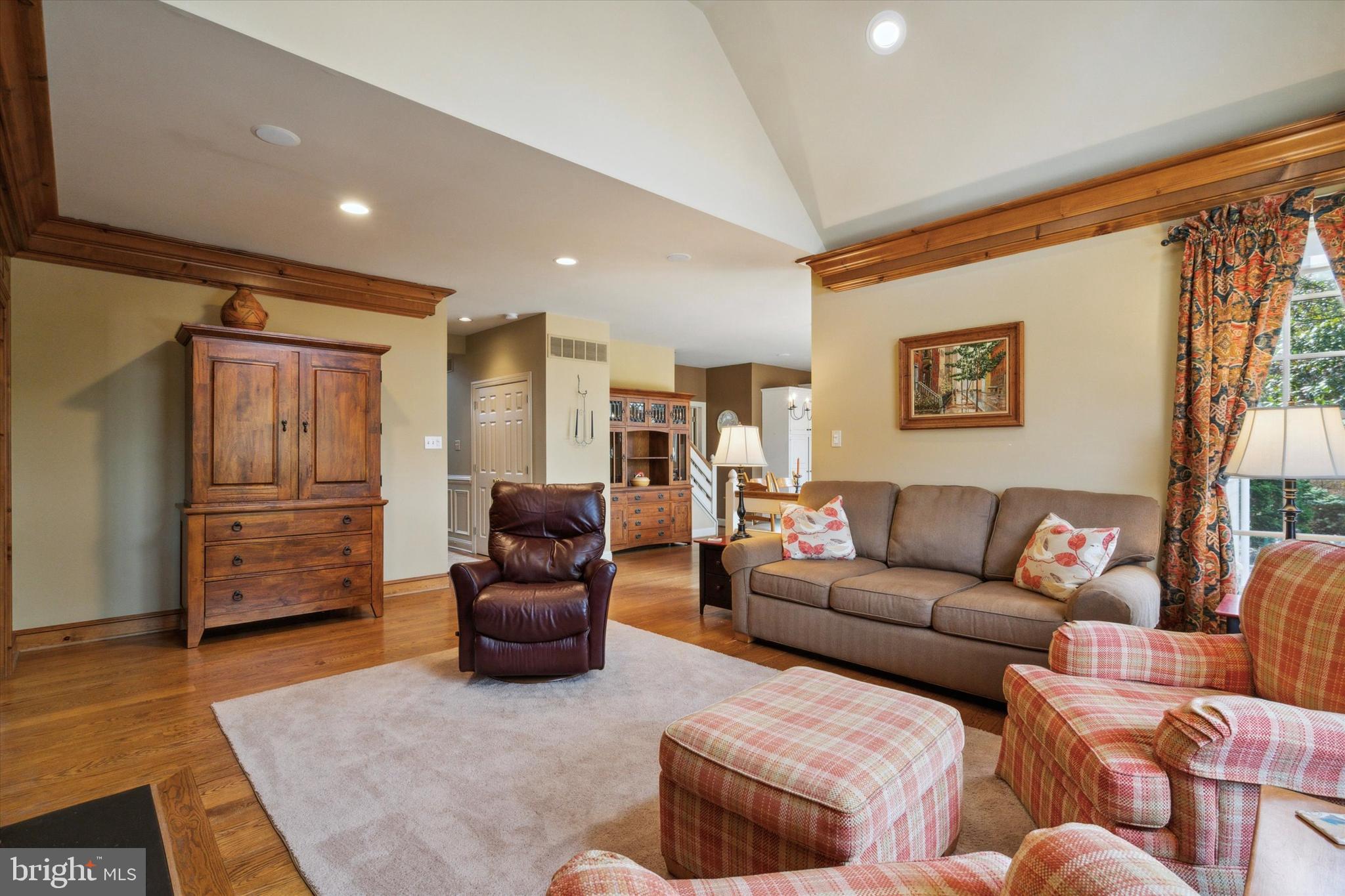 STONEGATE - Residential