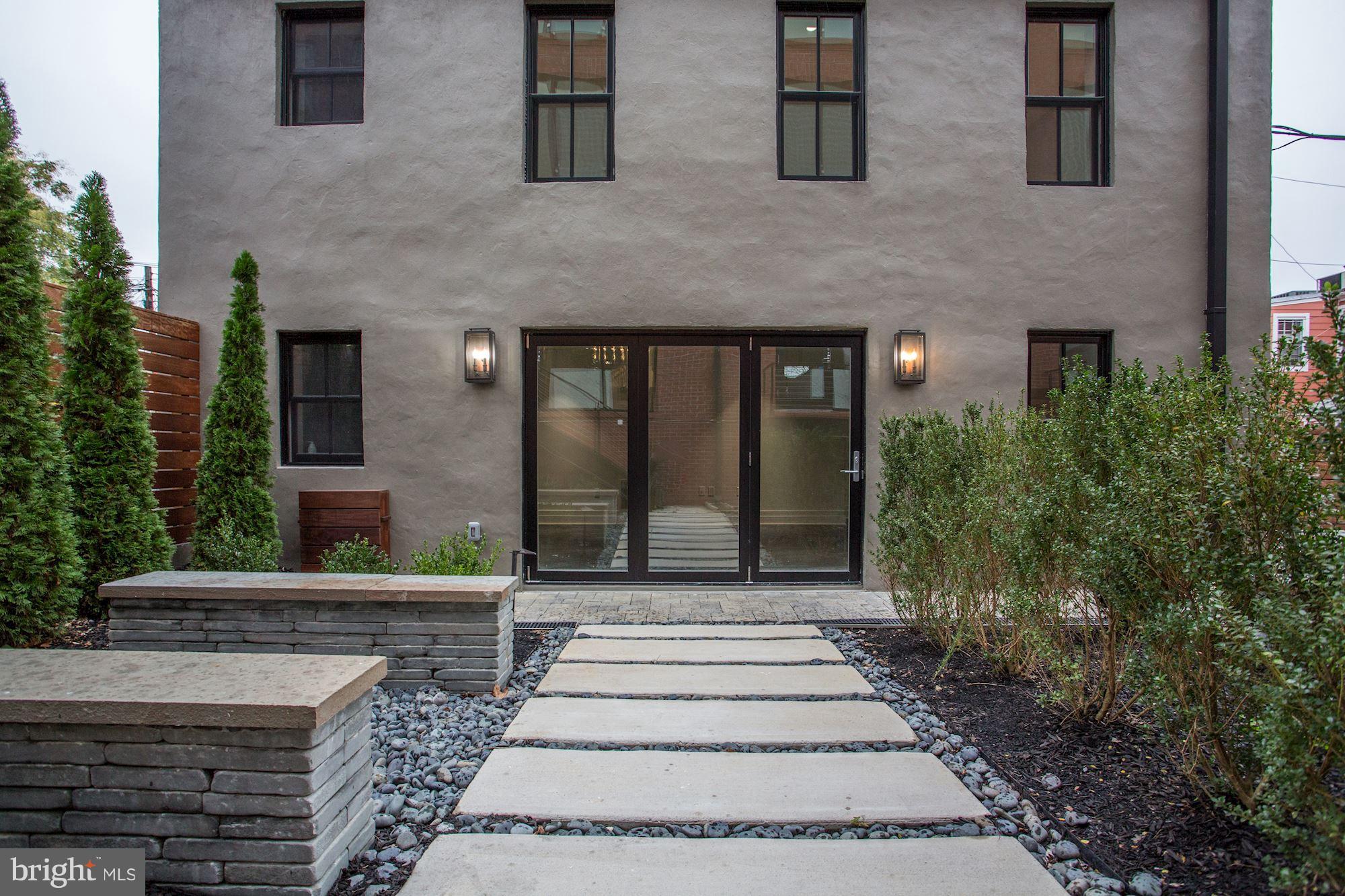 CAPITOL HILL - Residential