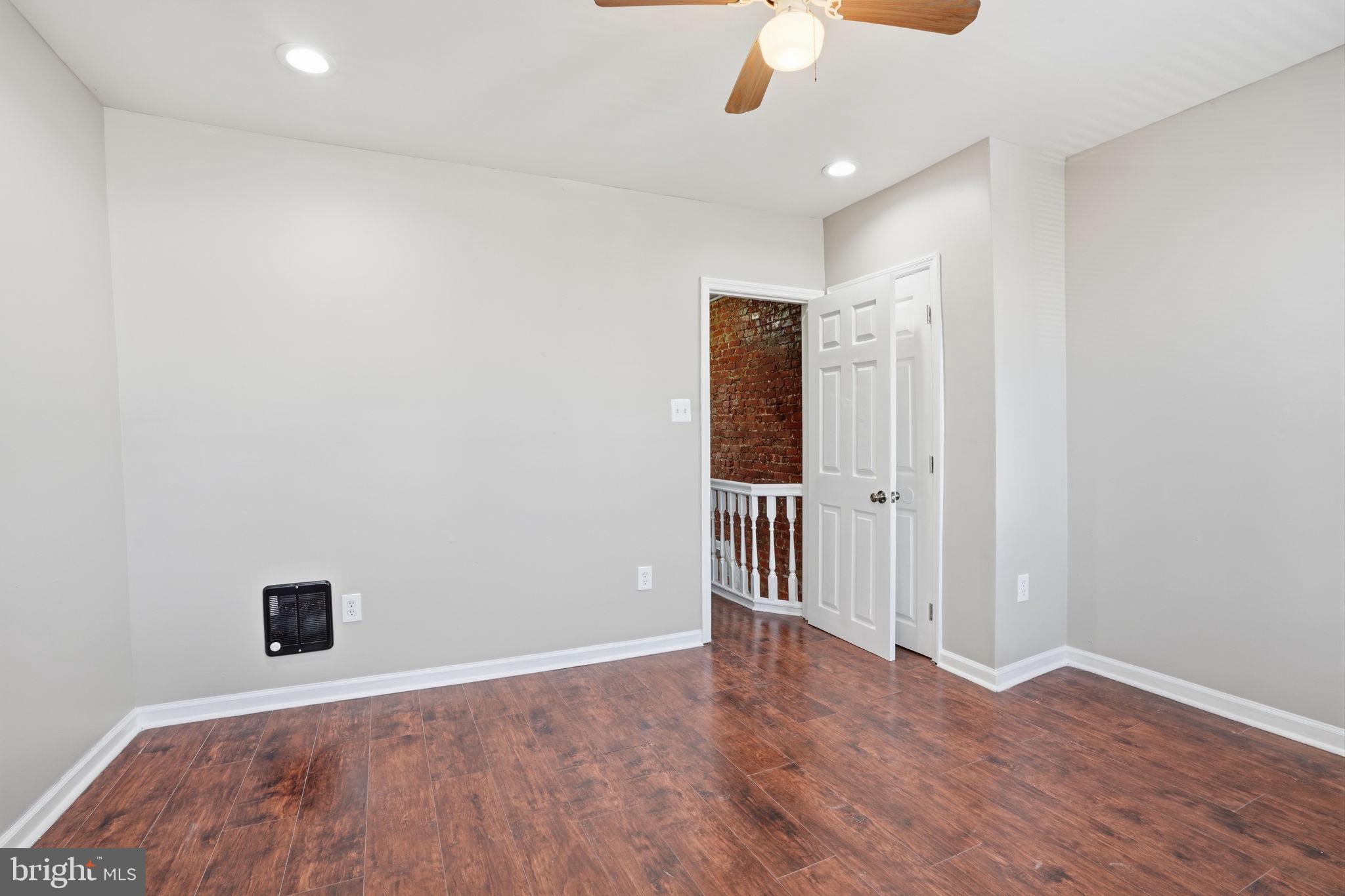 PORT RICHMOND - Residential
