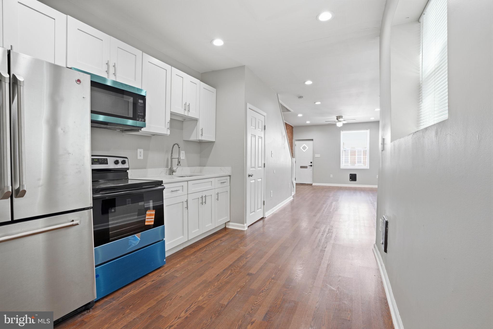 PORT RICHMOND - Residential