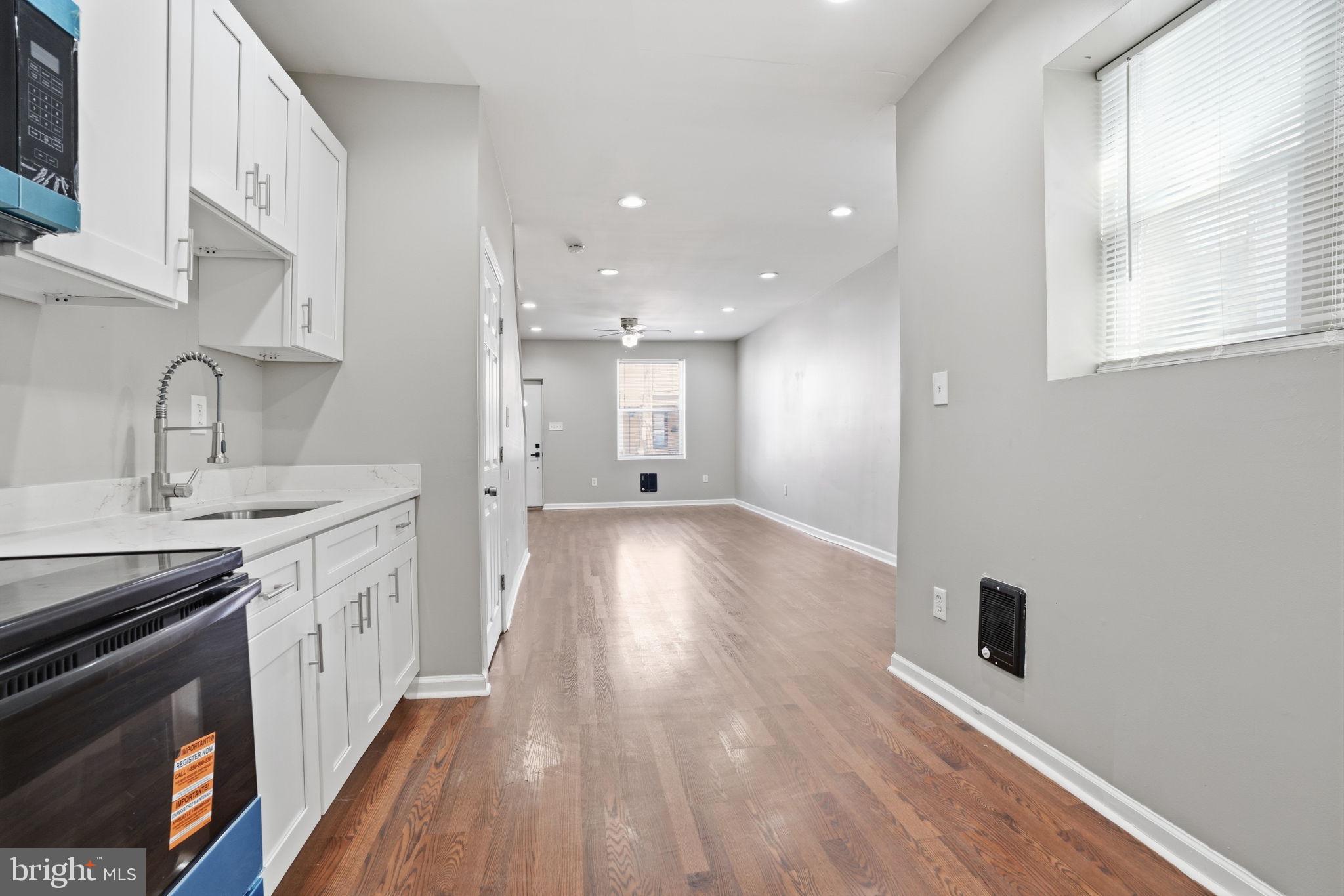 PORT RICHMOND - Residential