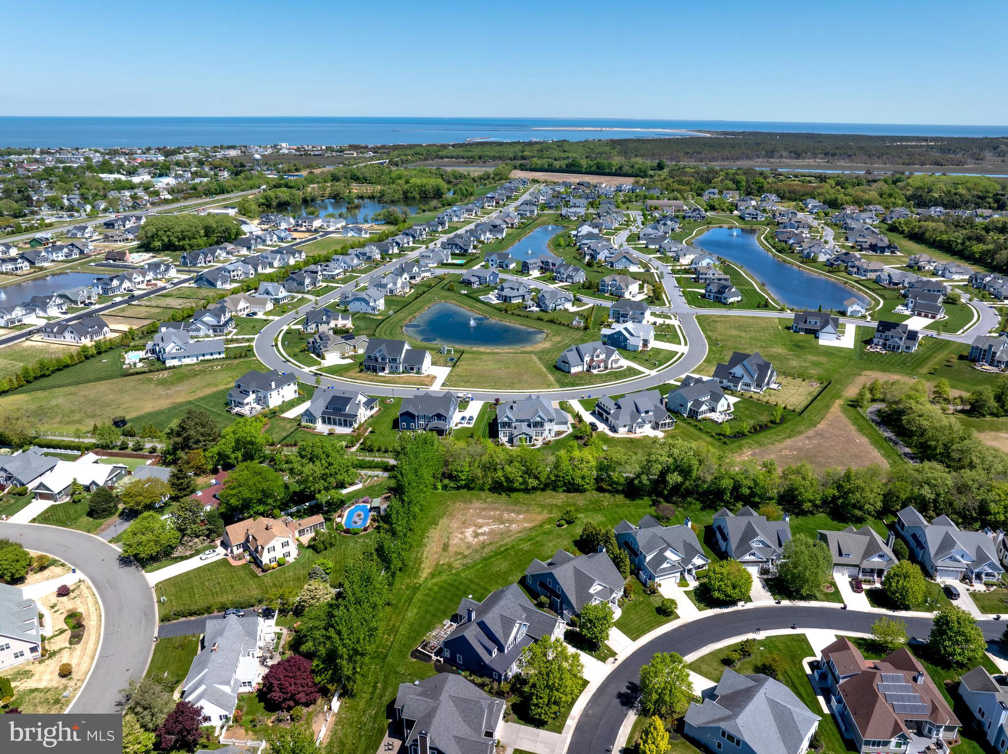 BREAKWATER - Residential