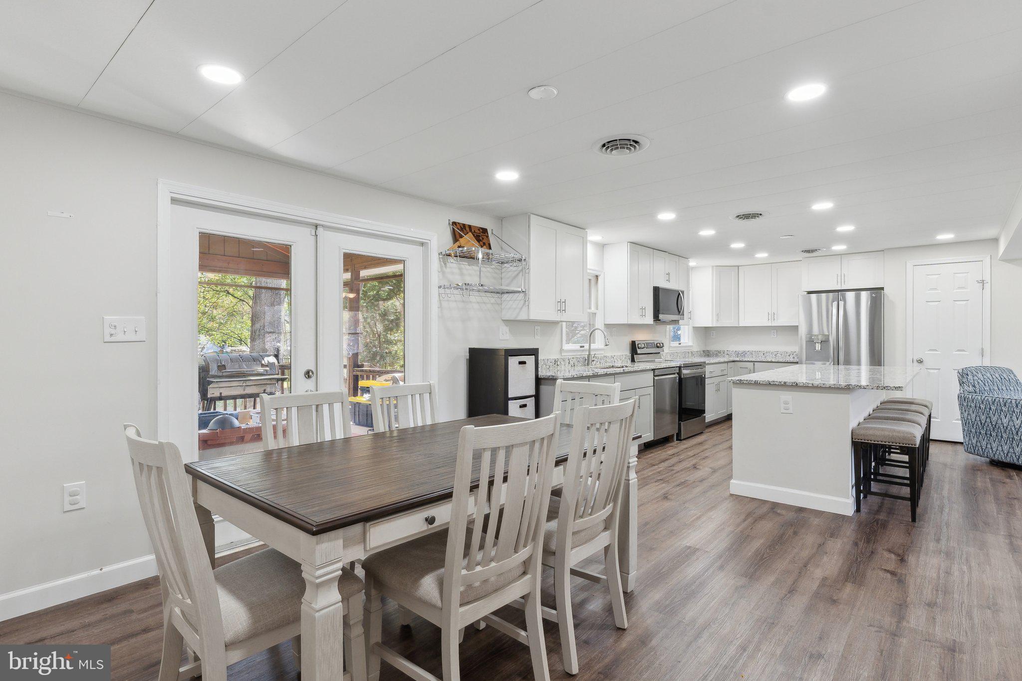 CAPE ST CLAIRE - Residential