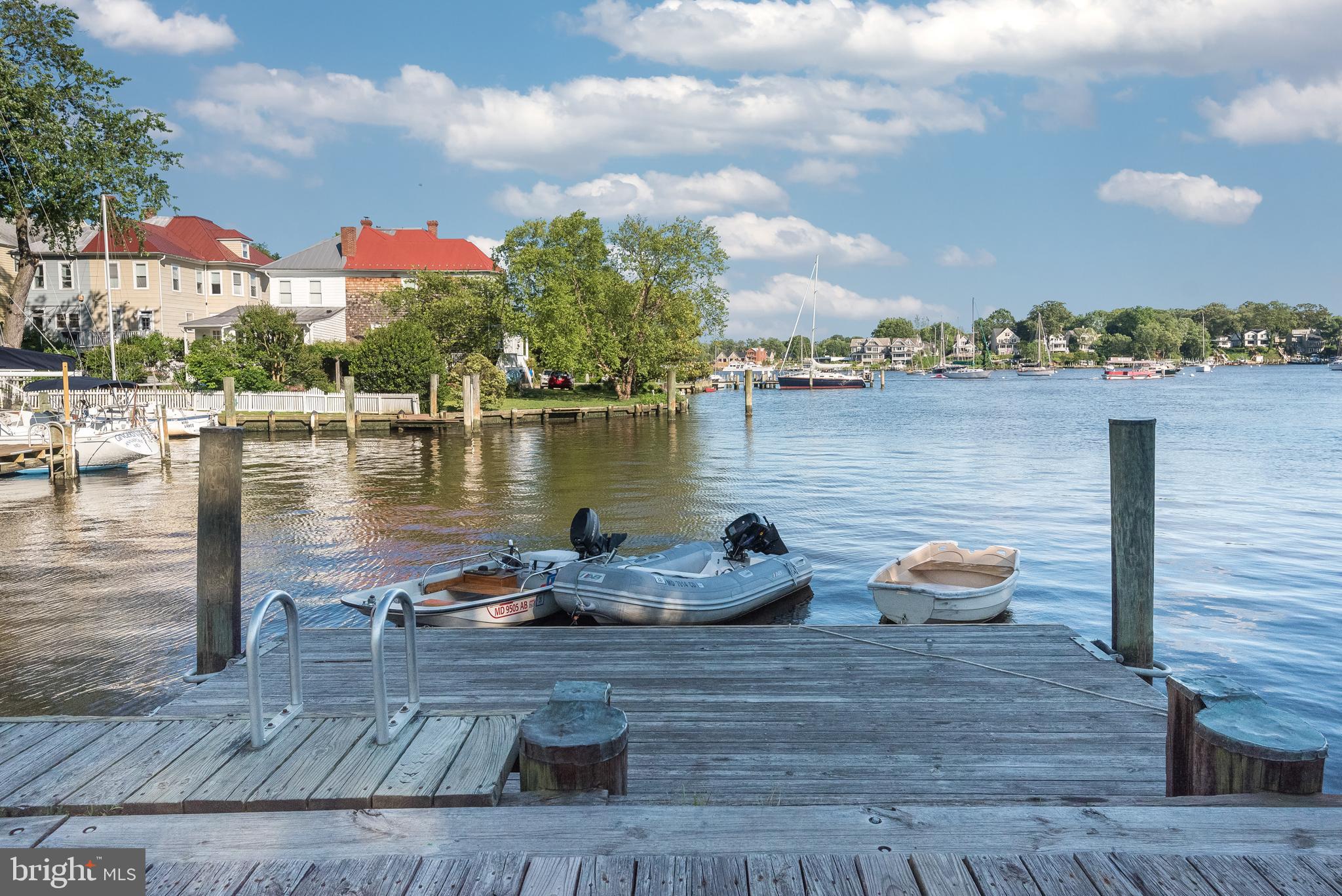 ACTONS LANDING CONDOS - Residential