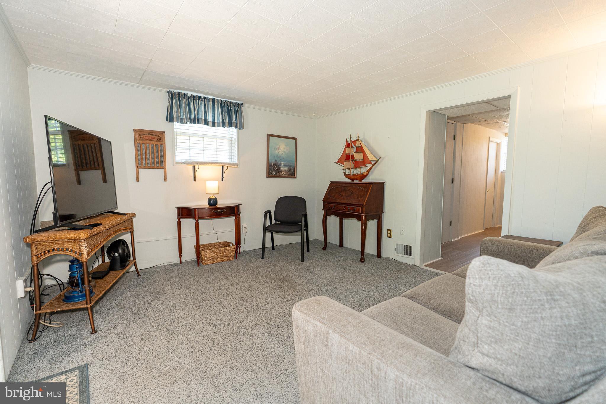 CHAPEL MANOR - Residential