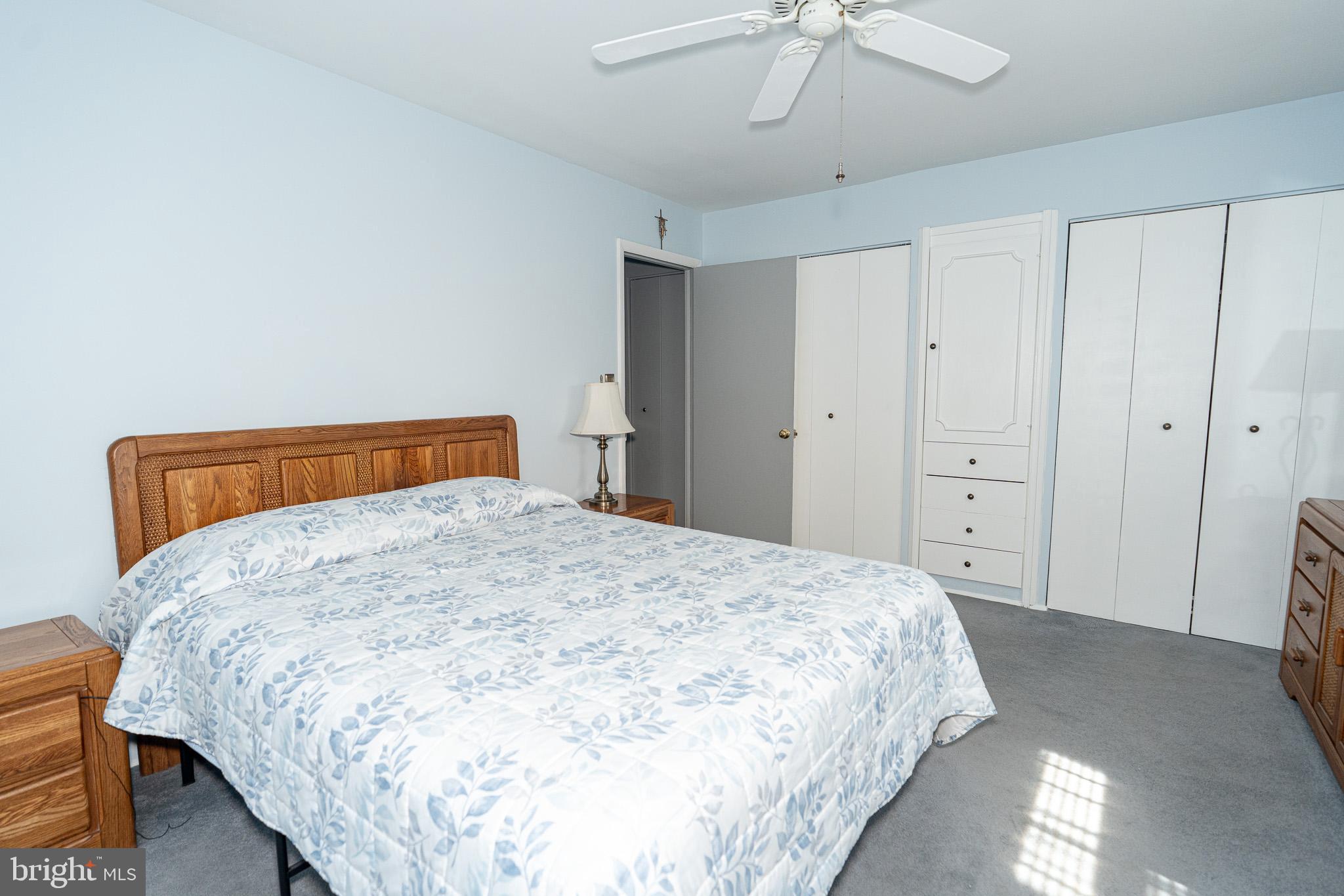CHAPEL MANOR - Residential