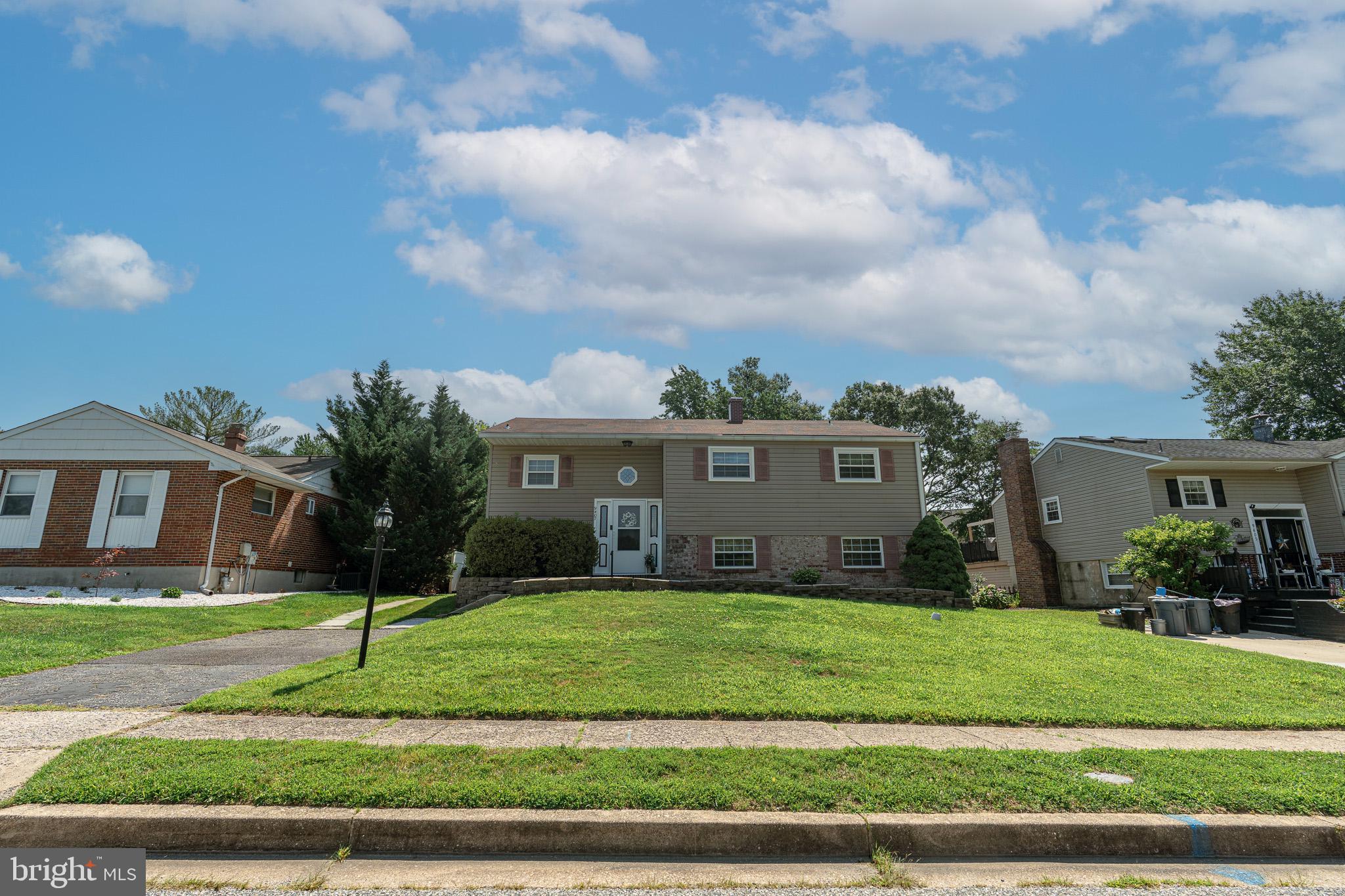CHAPEL MANOR - Residential