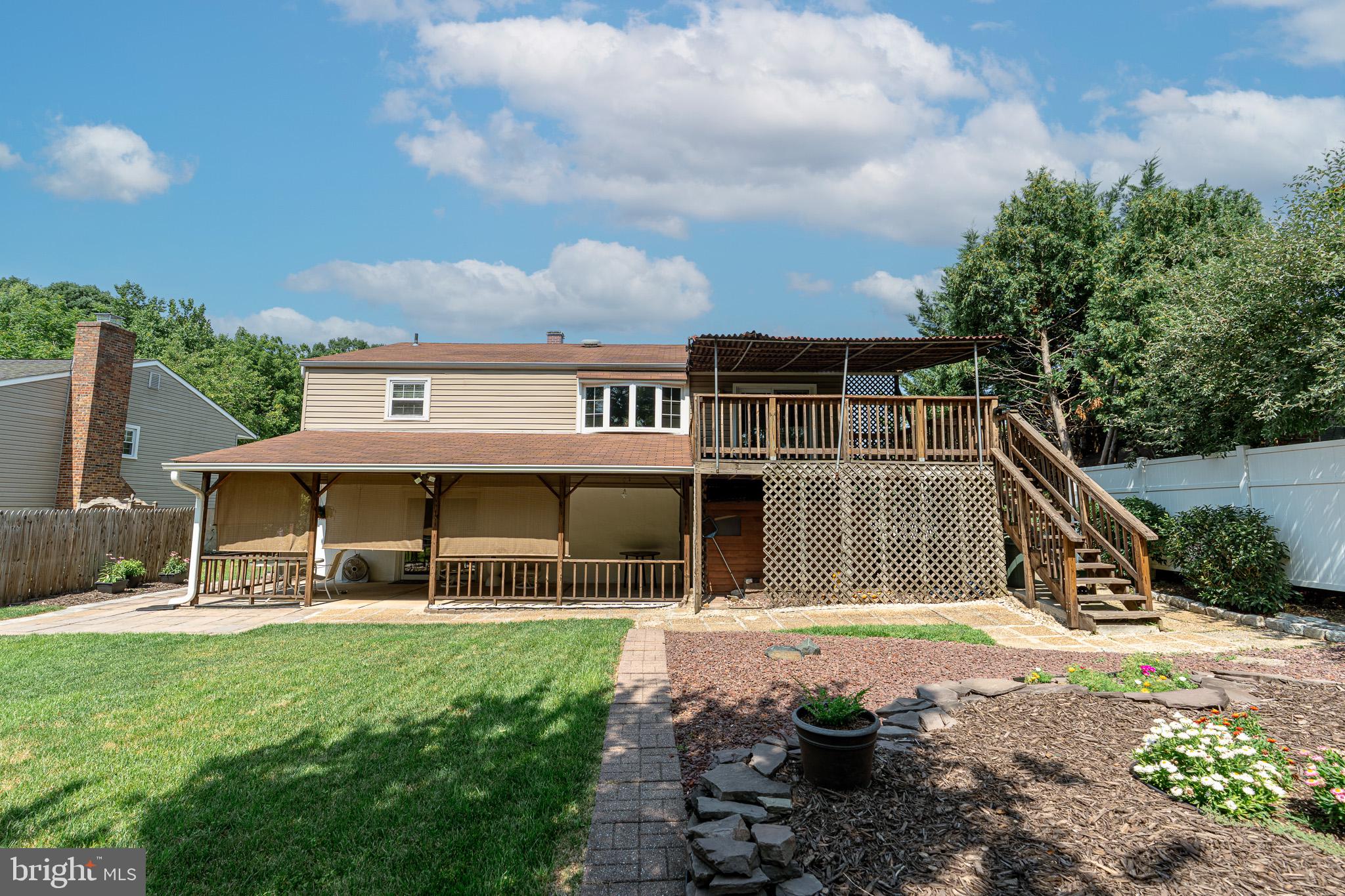 CHAPEL MANOR - Residential