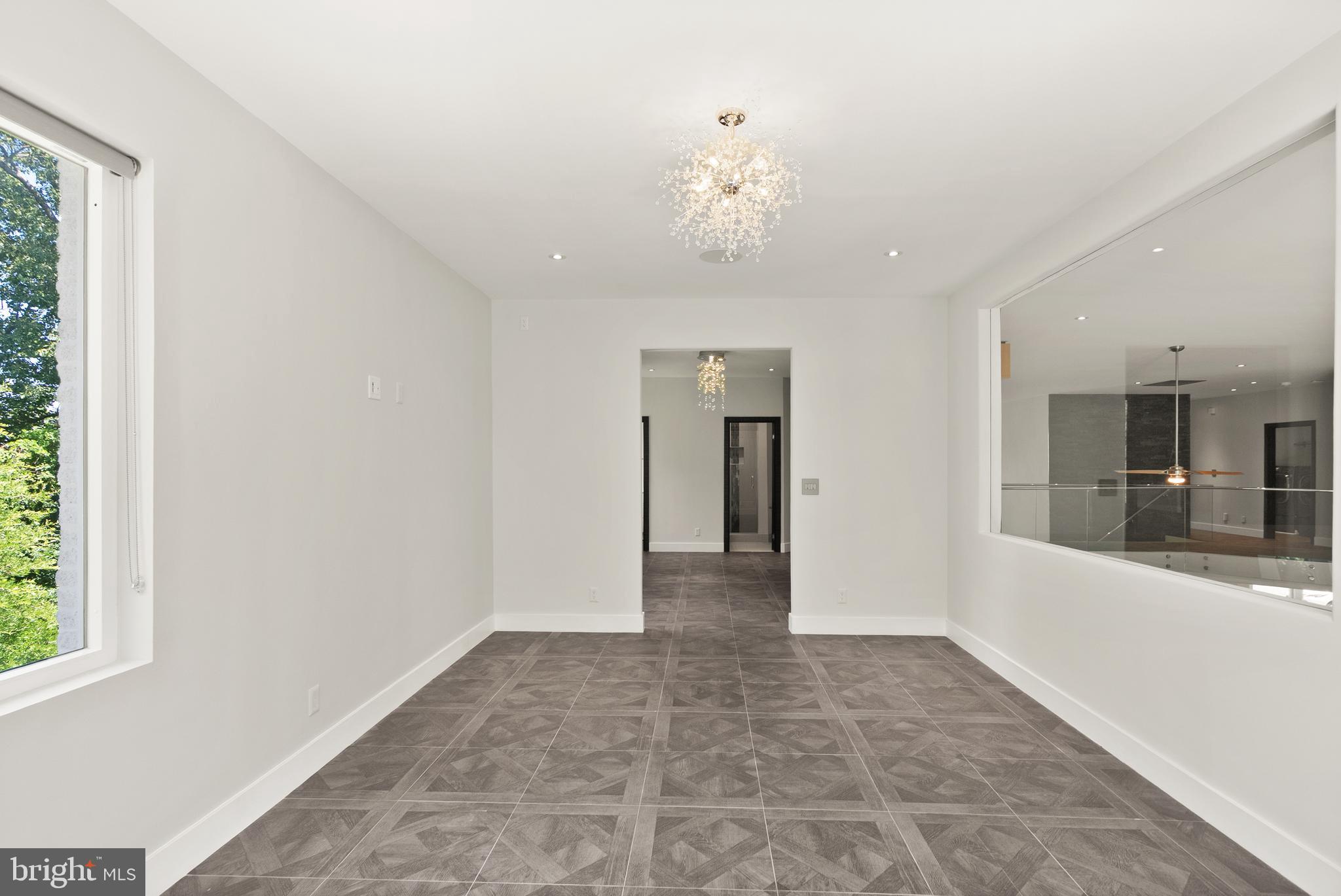 RESERVES AT PINECREST - Residential