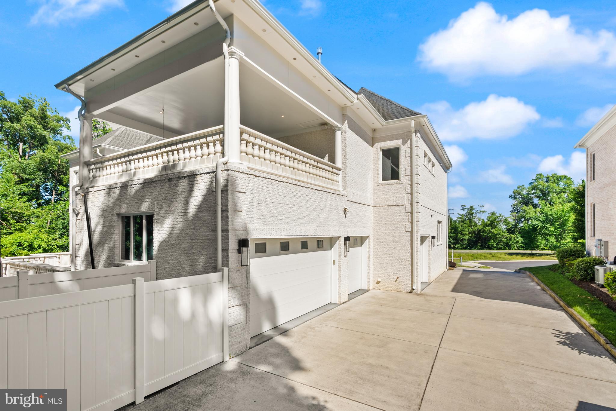 RESERVES AT PINECREST - Residential