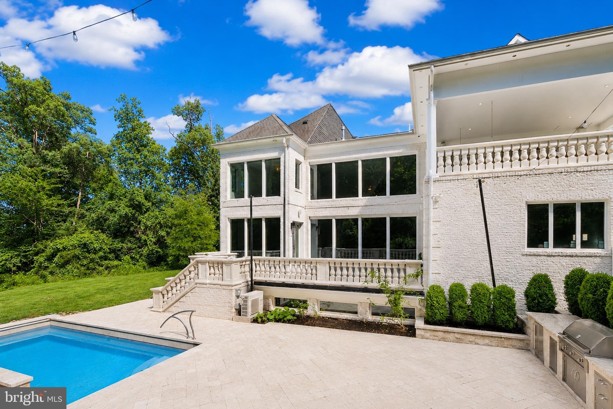 RESERVES AT PINECREST - Residential