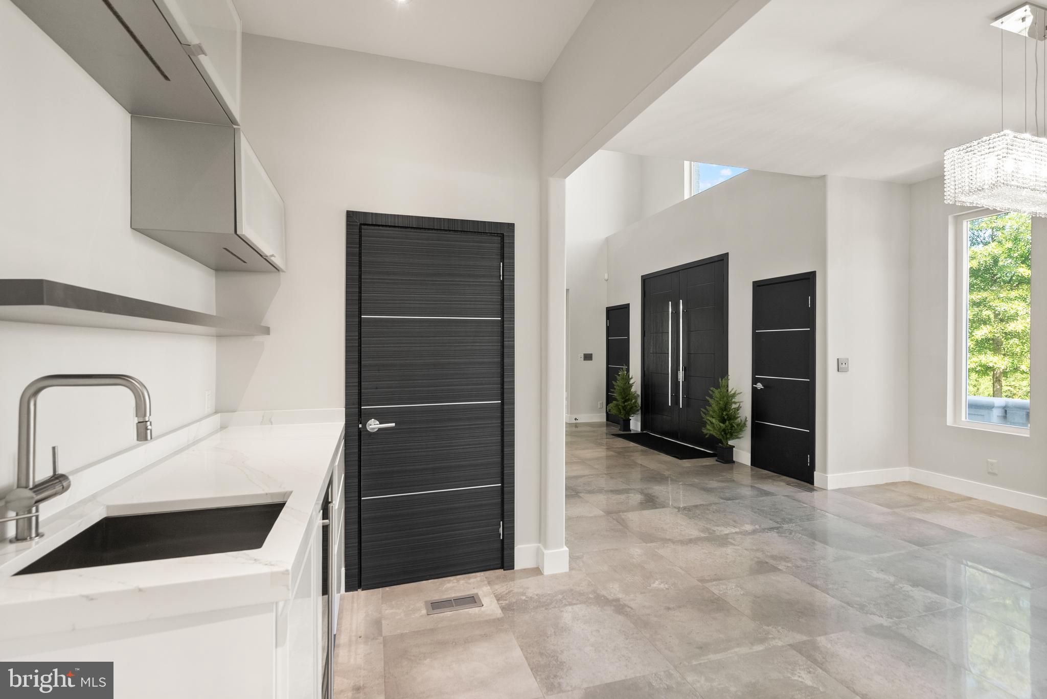 RESERVES AT PINECREST - Residential