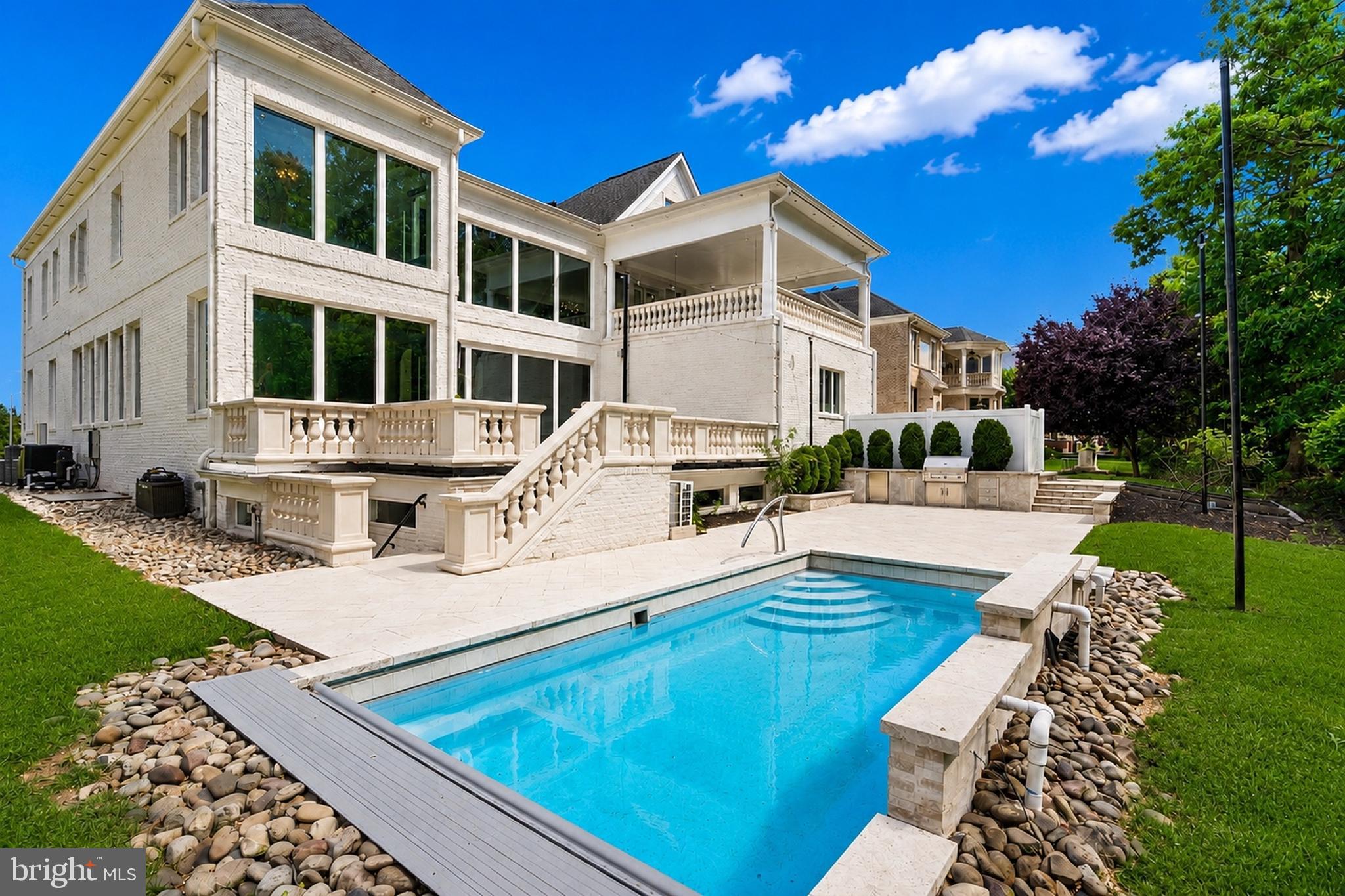 RESERVES AT PINECREST - Residential