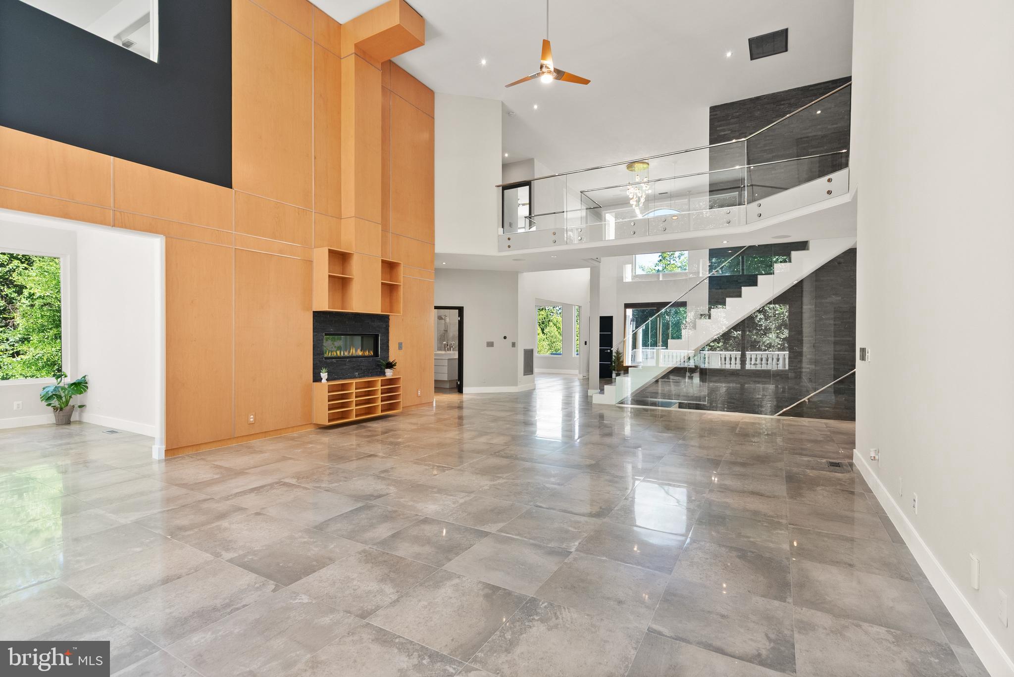 RESERVES AT PINECREST - Residential
