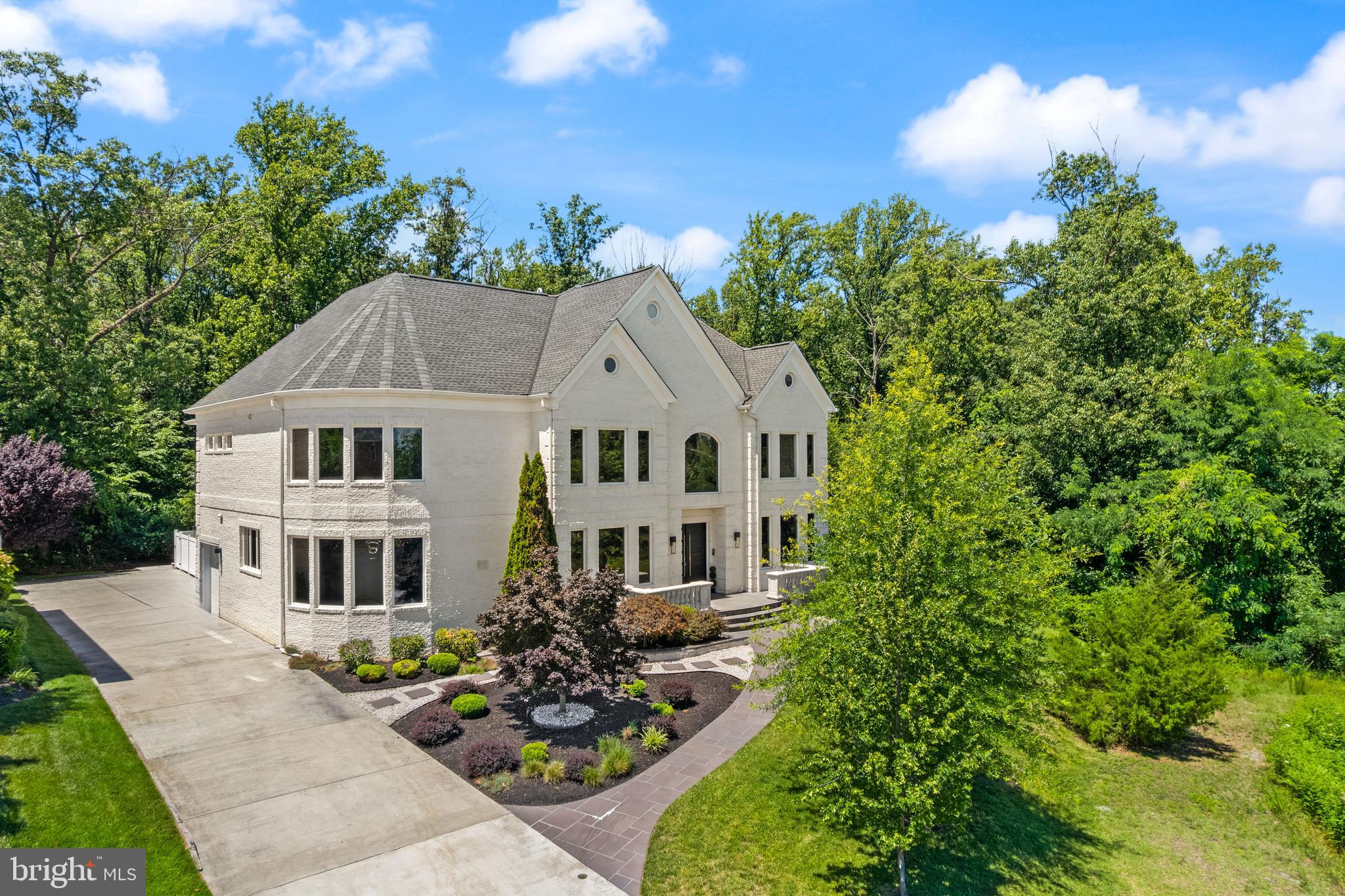 RESERVES AT PINECREST - Residential