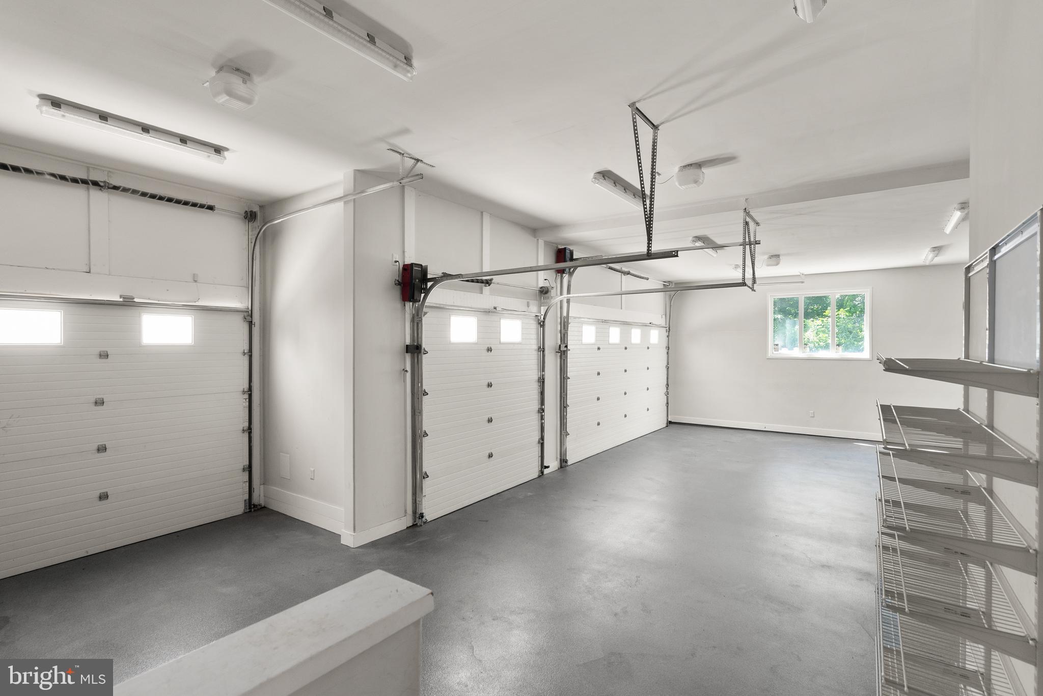 RESERVES AT PINECREST - Residential
