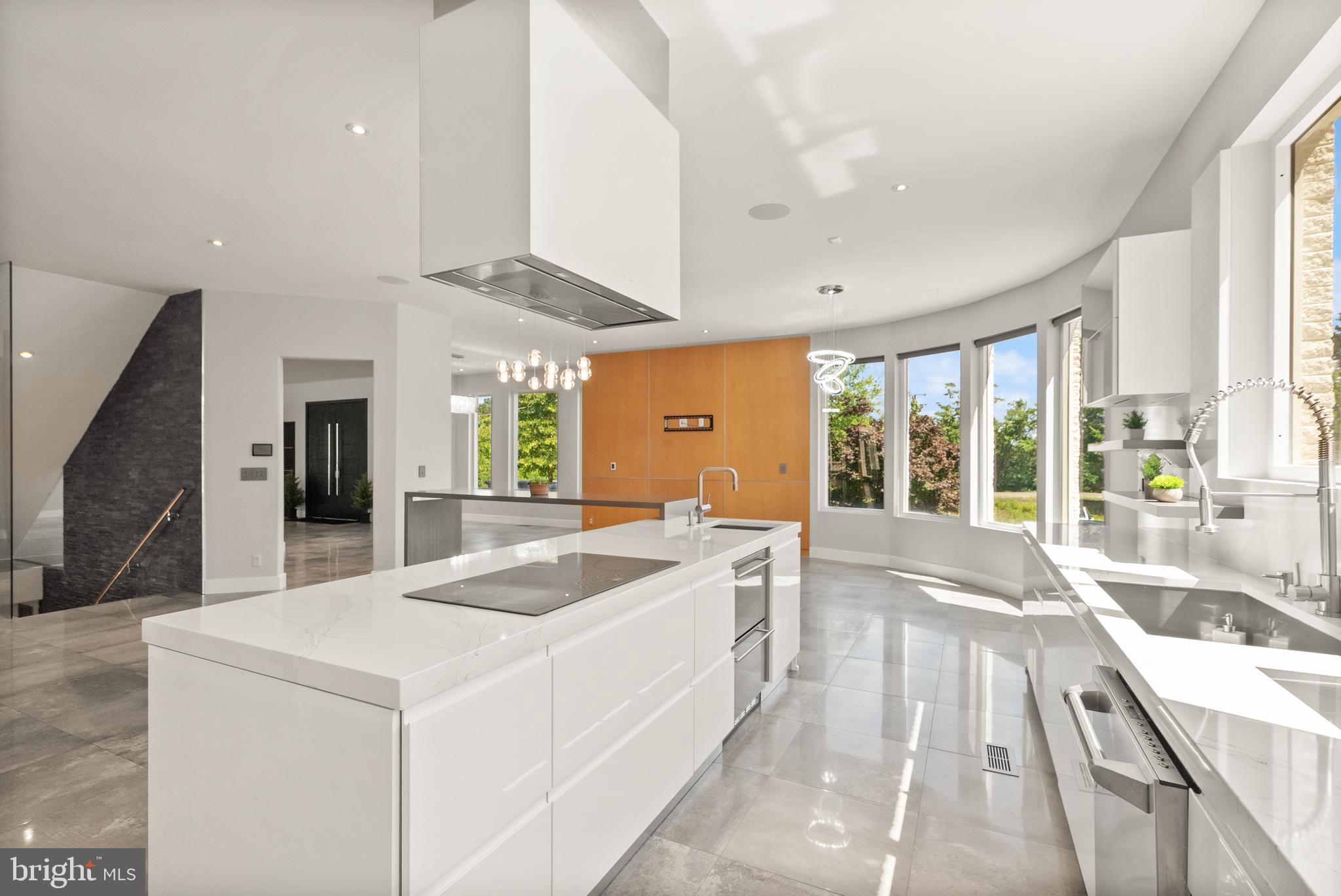 RESERVES AT PINECREST - Residential