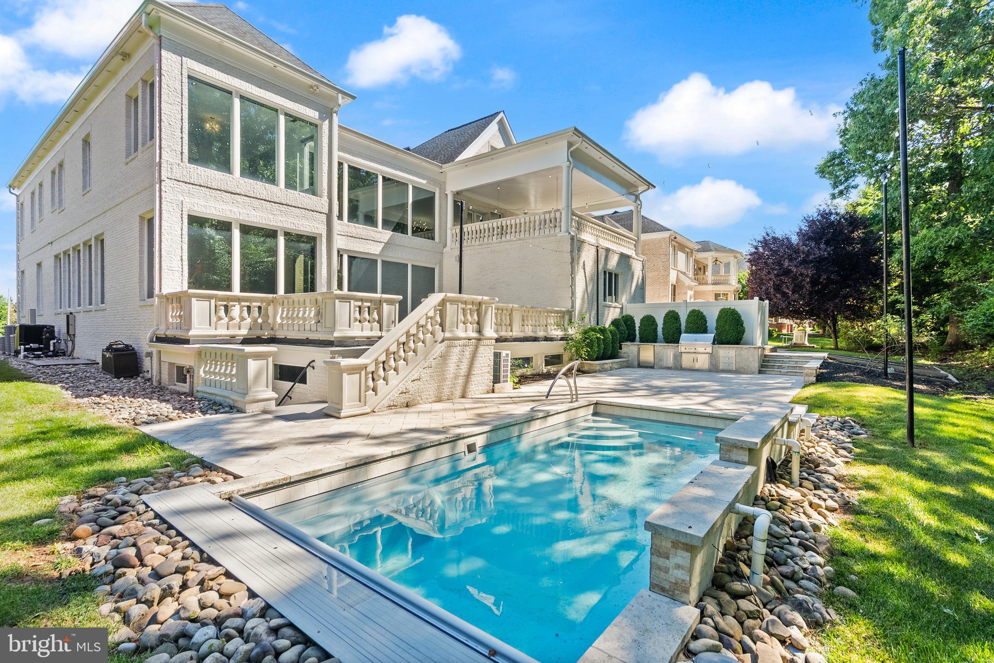 RESERVES AT PINECREST - Residential