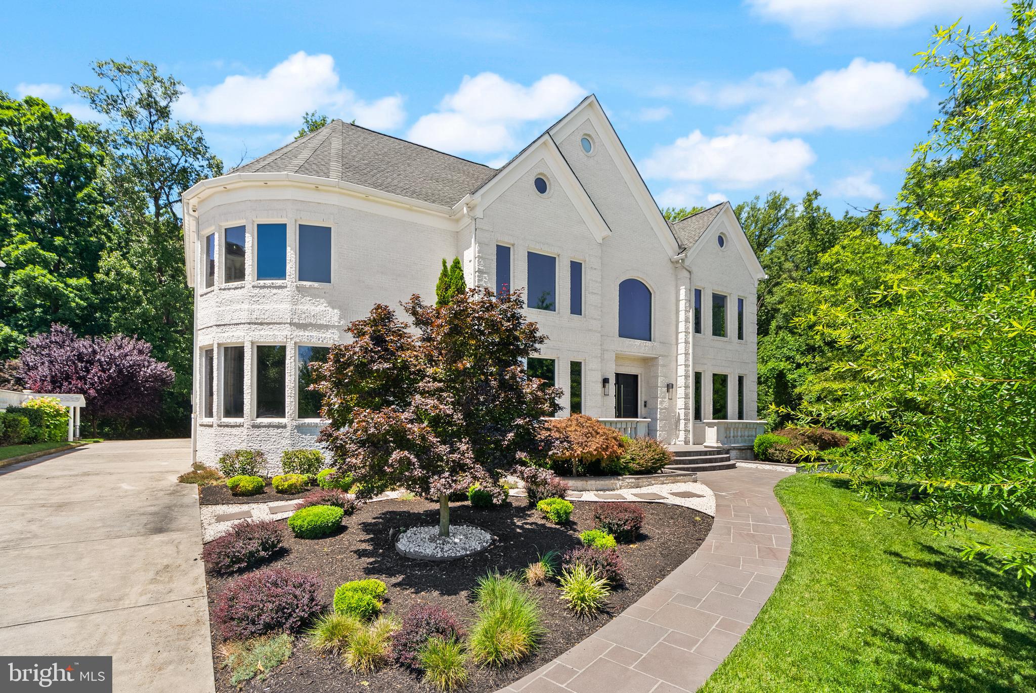 RESERVES AT PINECREST - Residential