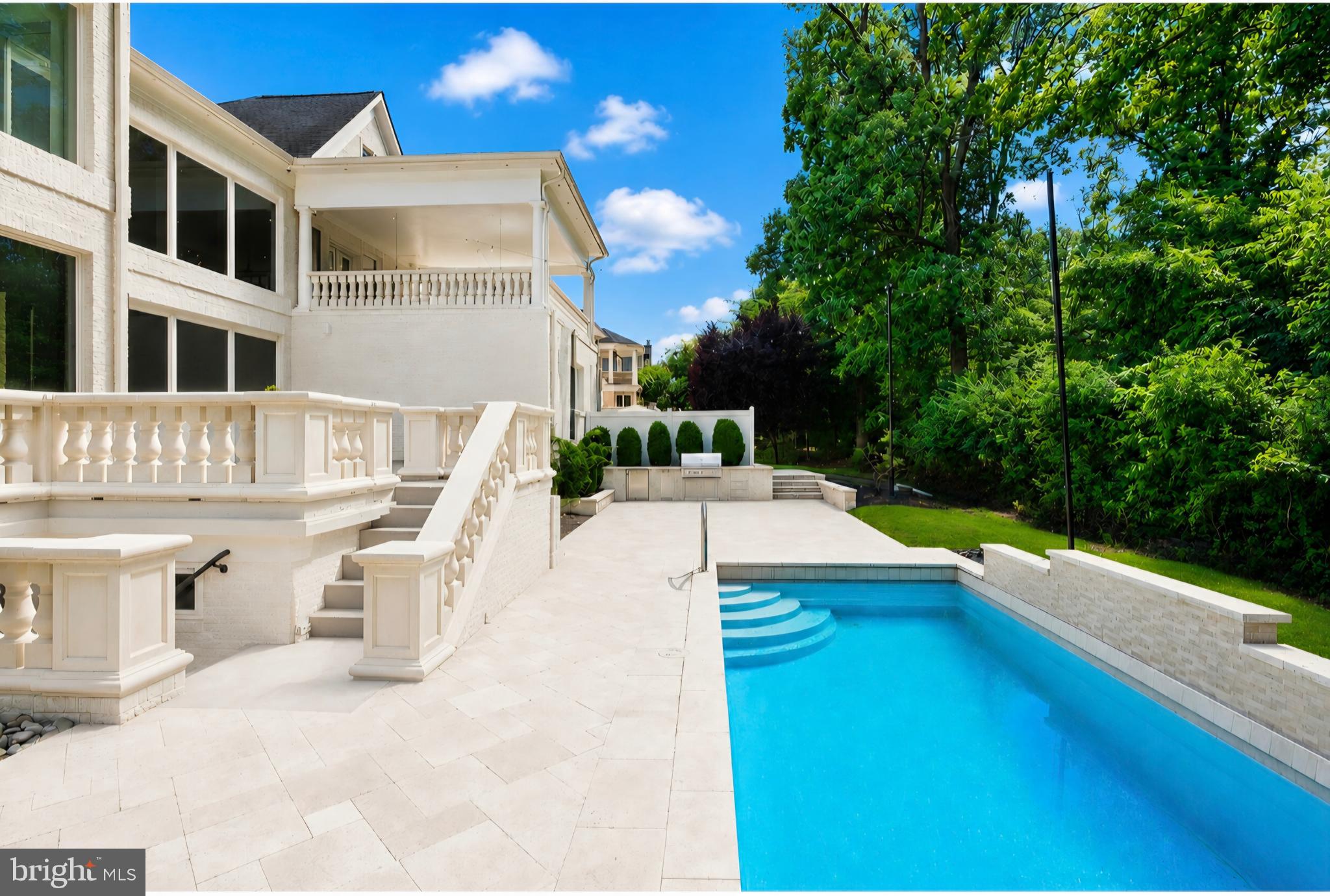 RESERVES AT PINECREST - Residential