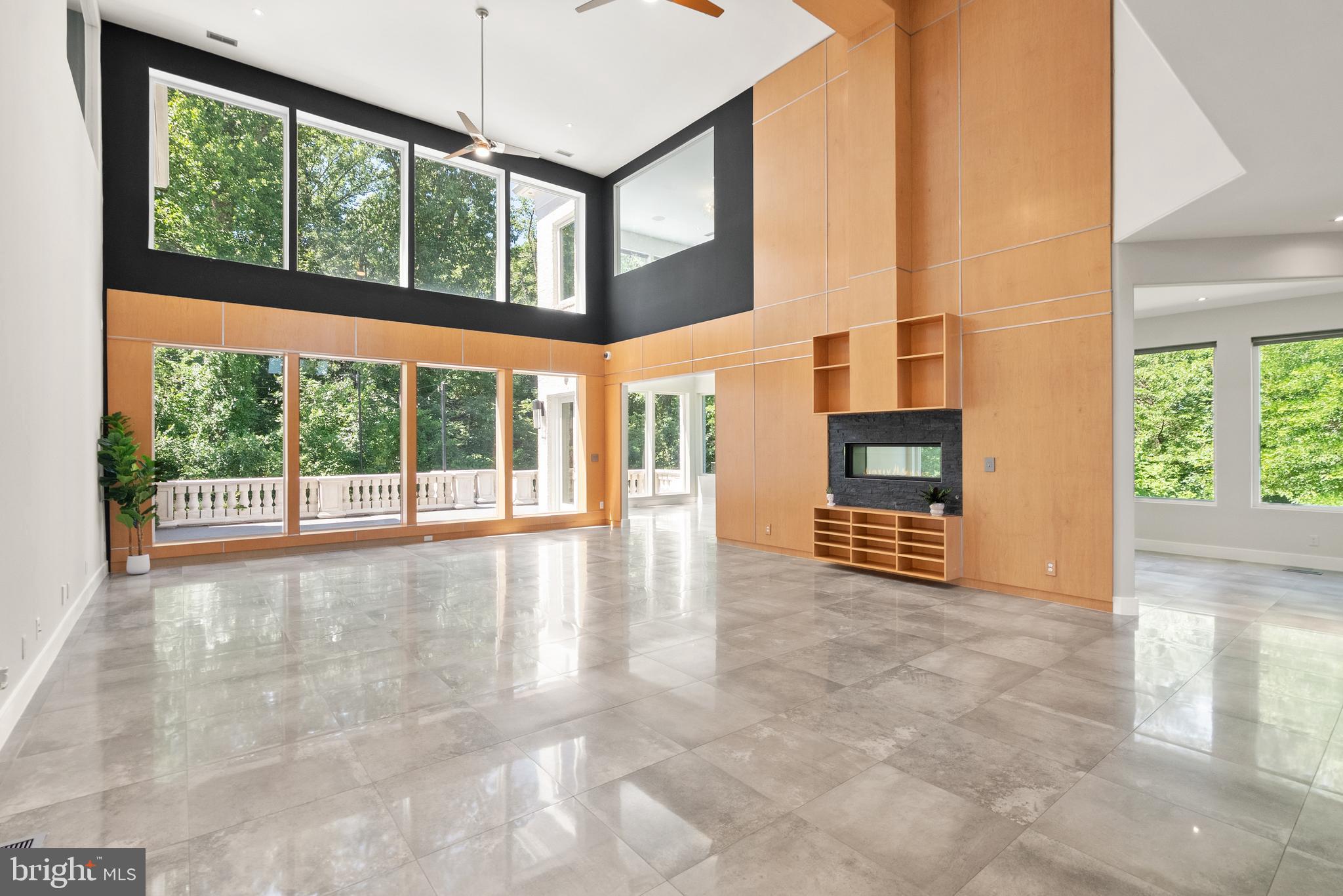RESERVES AT PINECREST - Residential