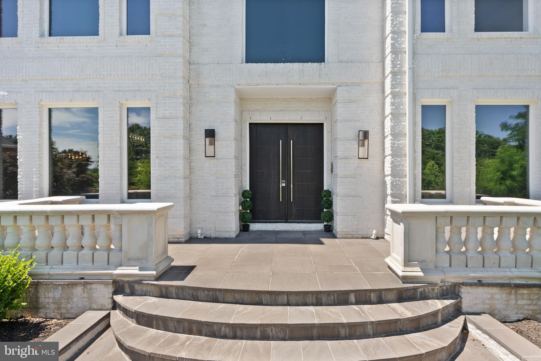 RESERVES AT PINECREST - Residential