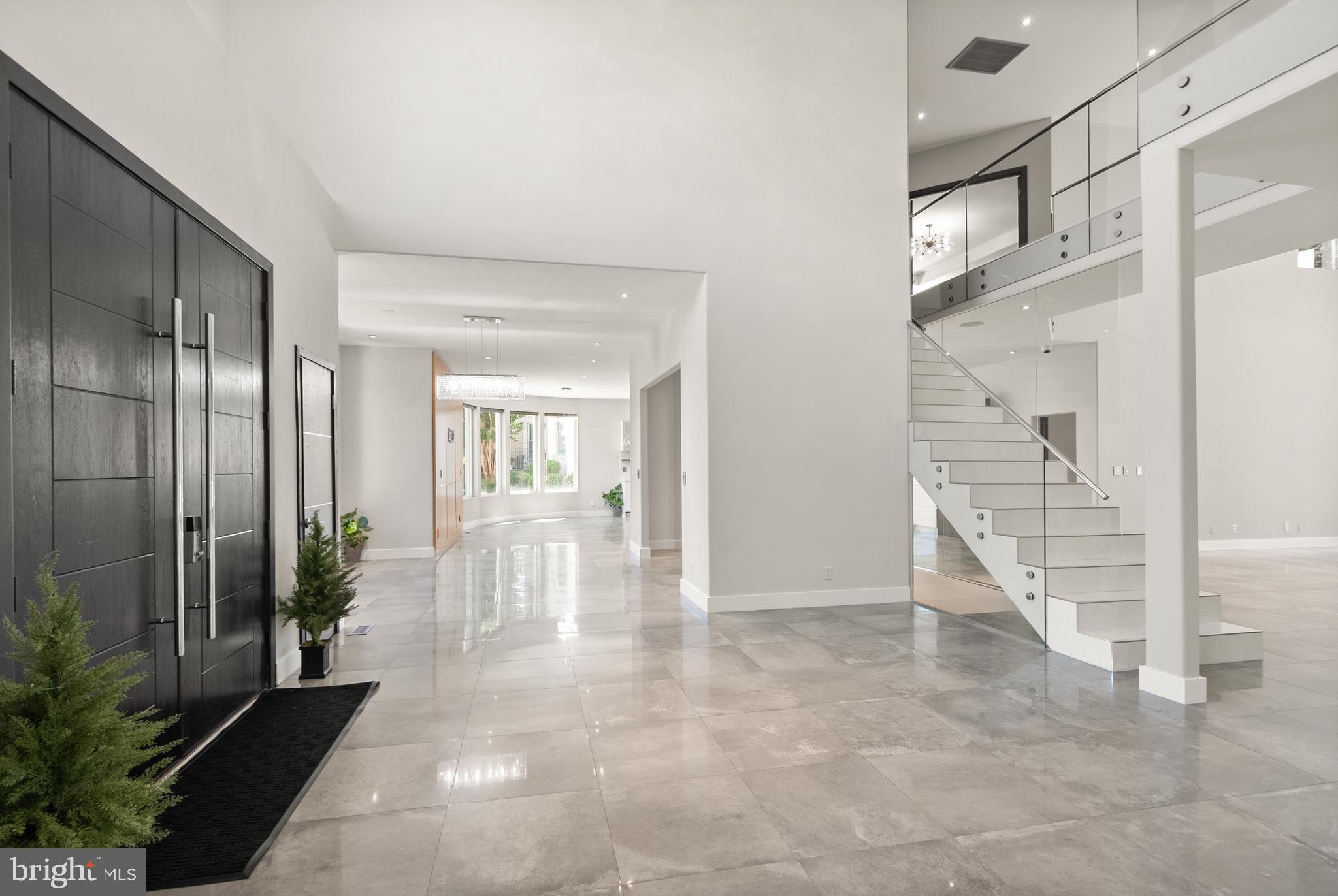 RESERVES AT PINECREST - Residential
