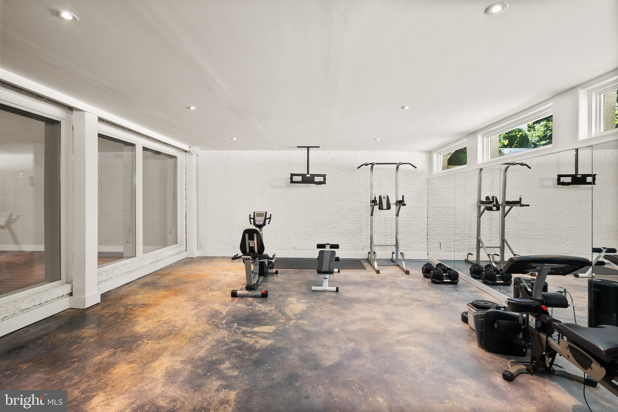 RESERVES AT PINECREST - Residential