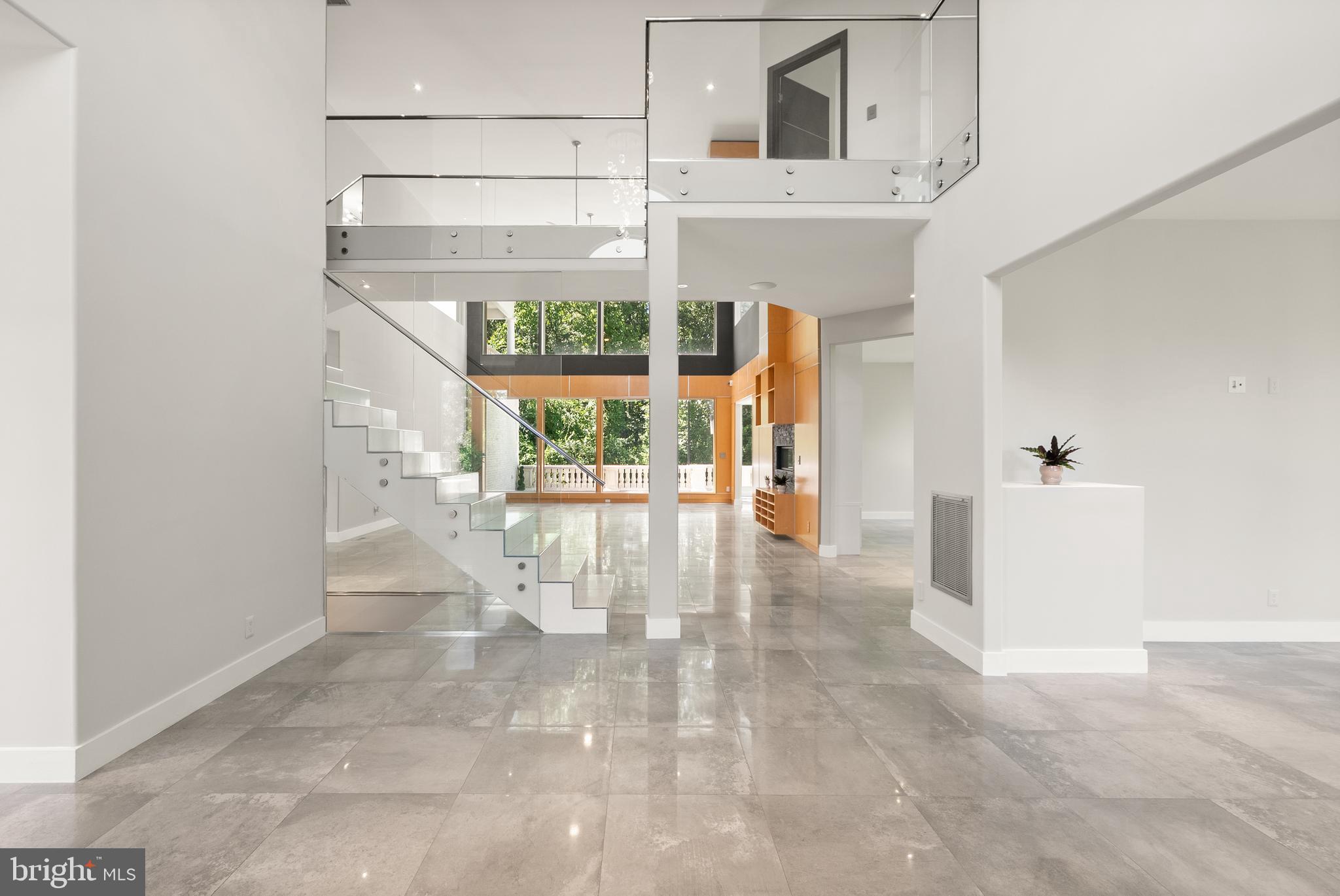 RESERVES AT PINECREST - Residential