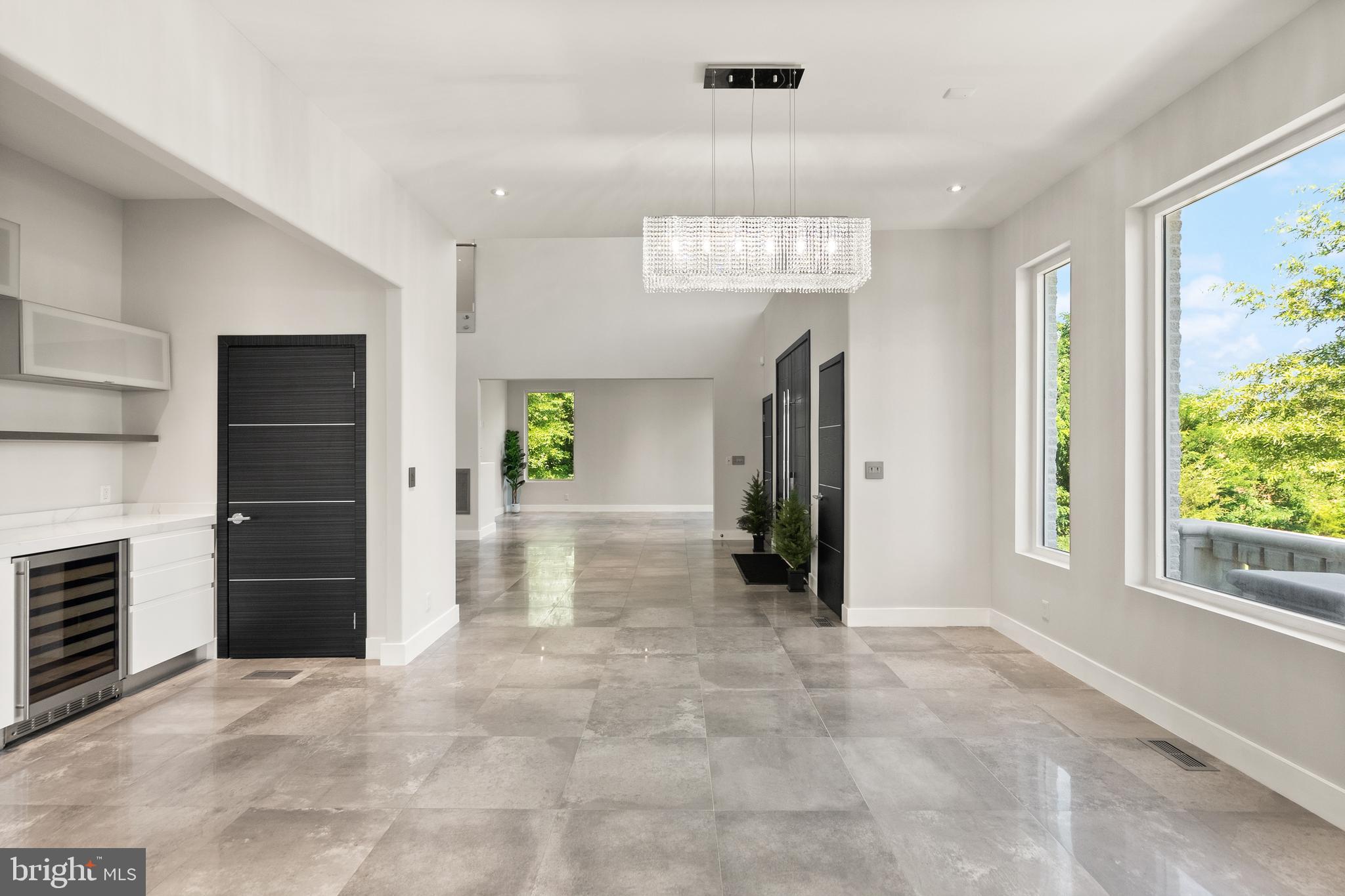 RESERVES AT PINECREST - Residential